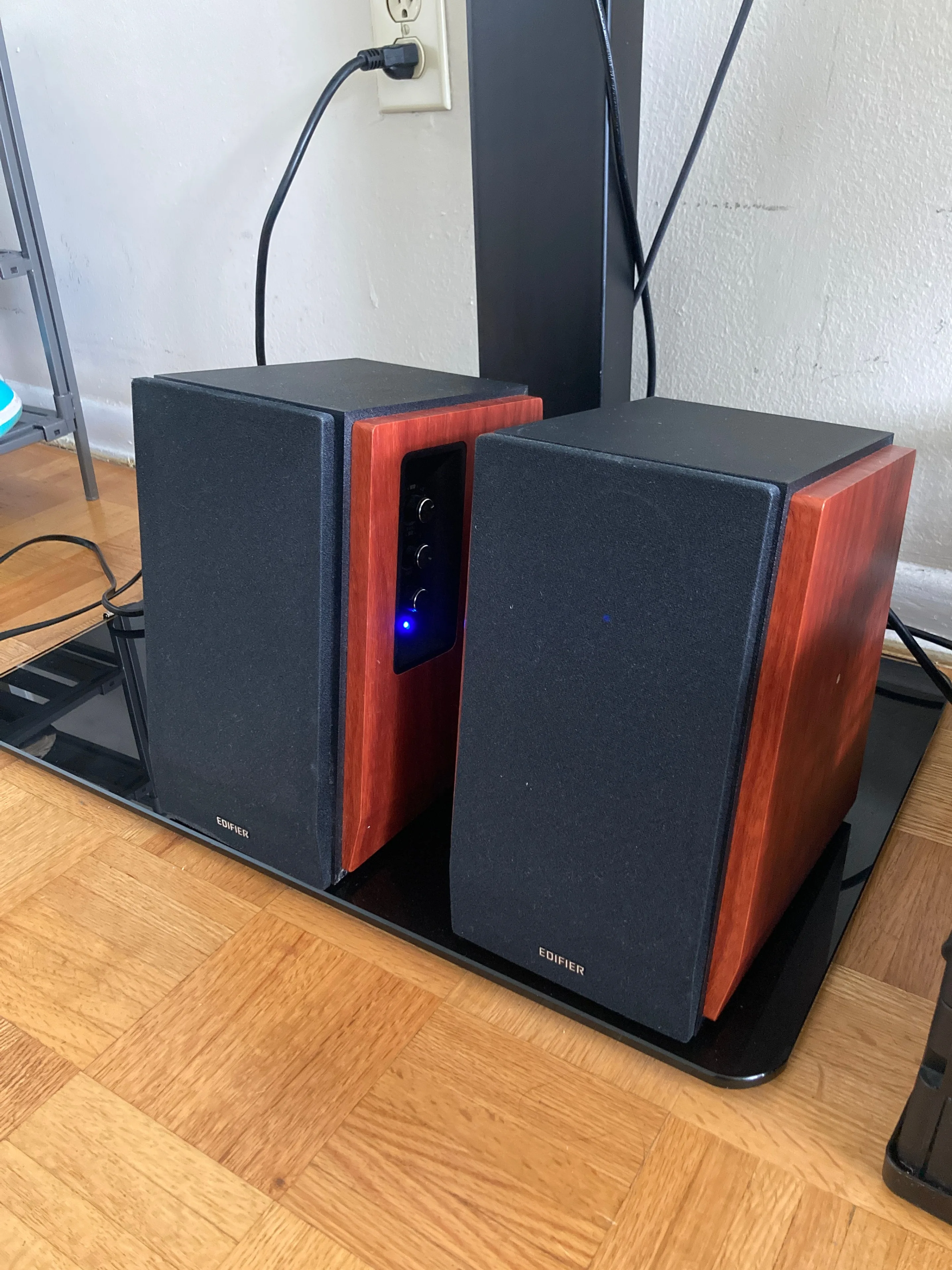 Edifier R1700BT Bluetooth Bookshelf Speakers