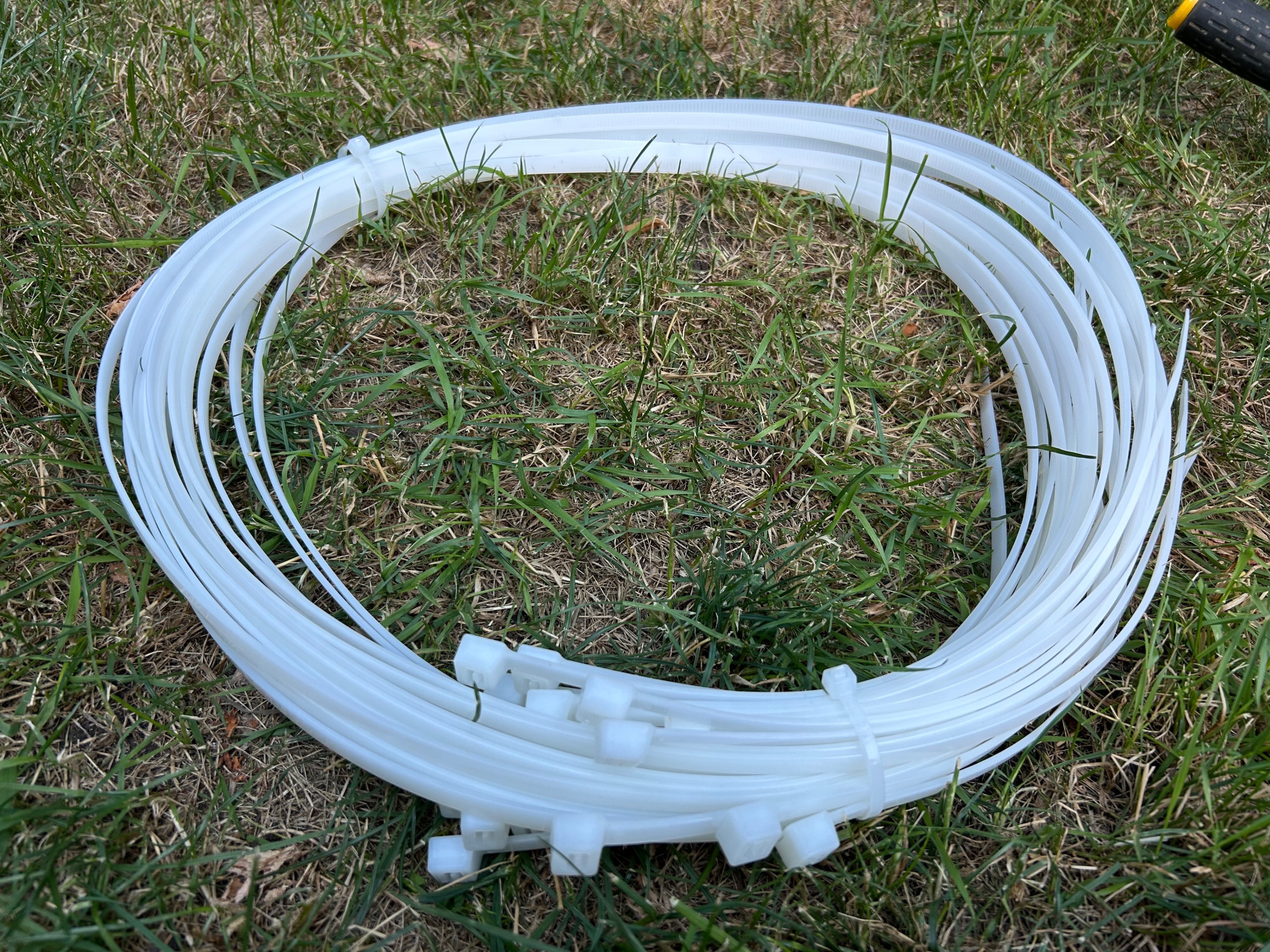 16 1500mm x 9mm Long Heavy Duty Cable Tie