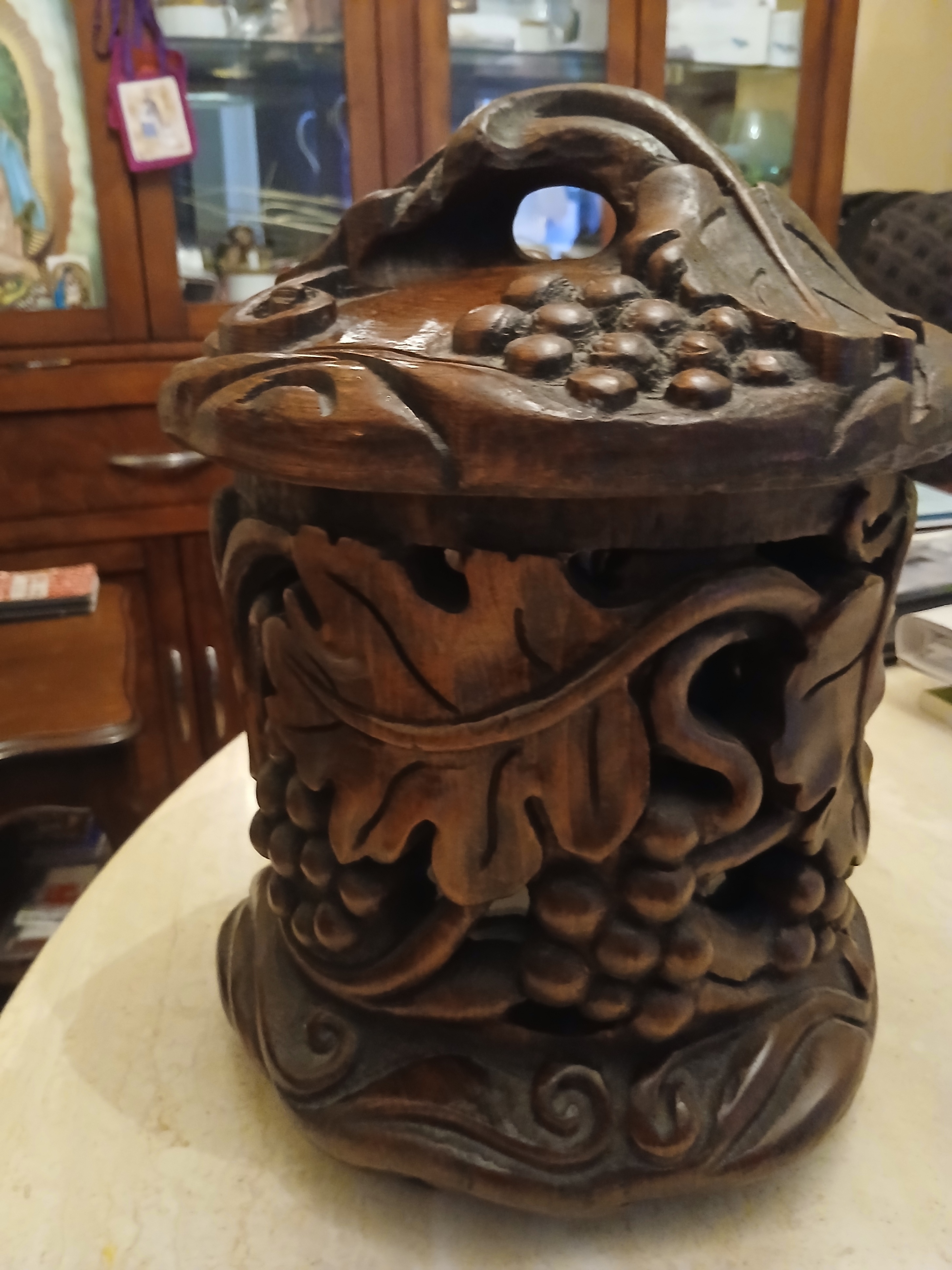 Hand-Carved Wooden Decorative Icebucket. Brand New. Never Used.