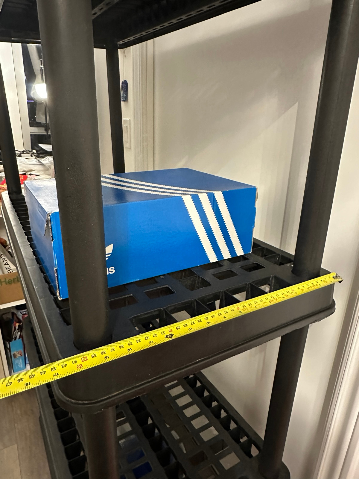 Moving out sale – 5-Tier Plastic Storage Shelf / Garage Rack - photo 3