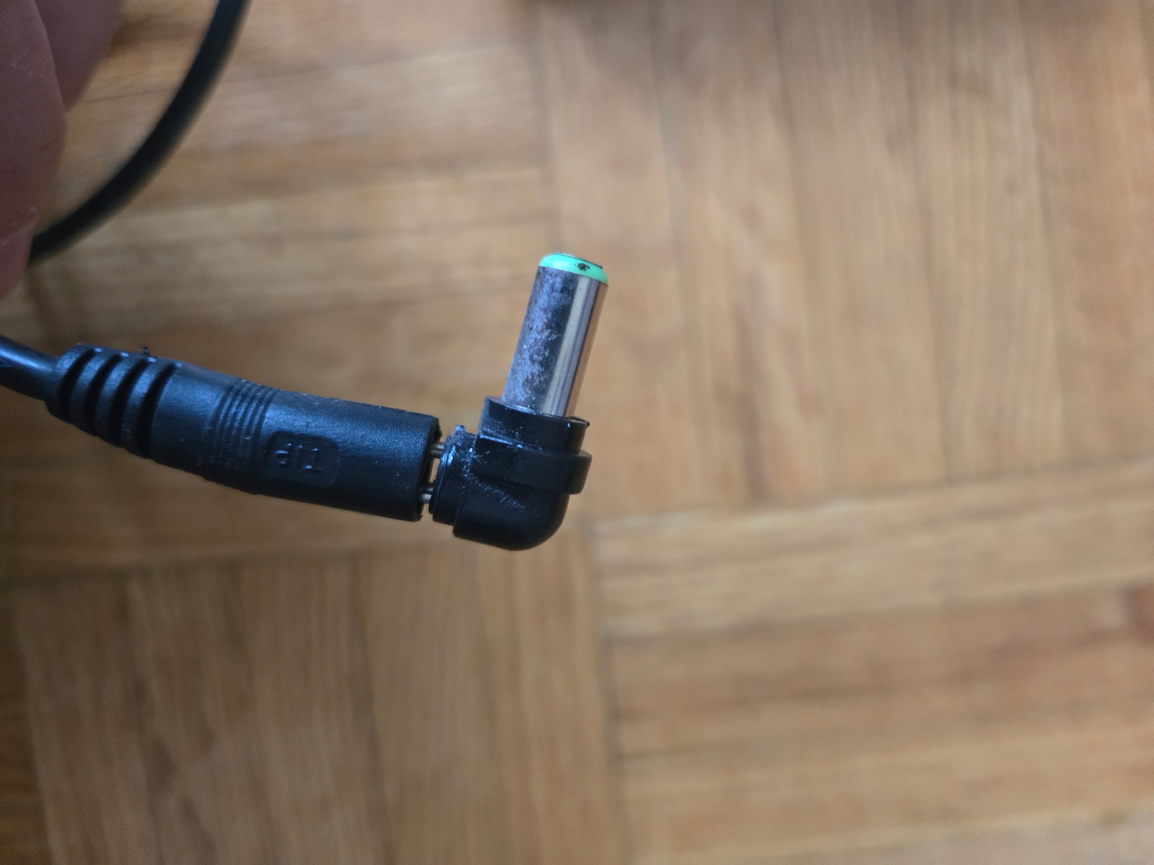 Universal Laptop Power Adapter - photo 2