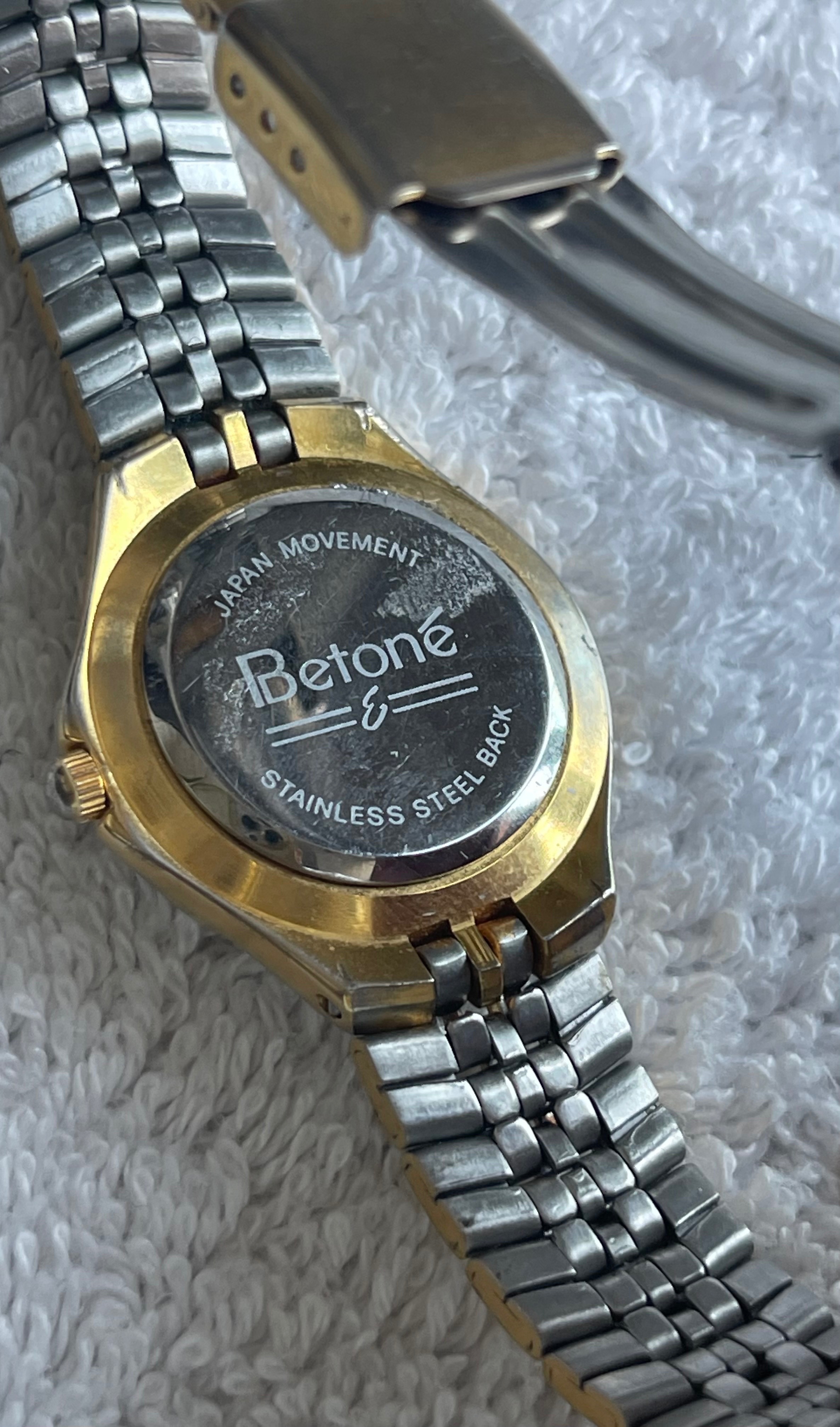 Vintage Betoné Two-Tone Roman Numeral Watch (Needs Battery) - photo 5