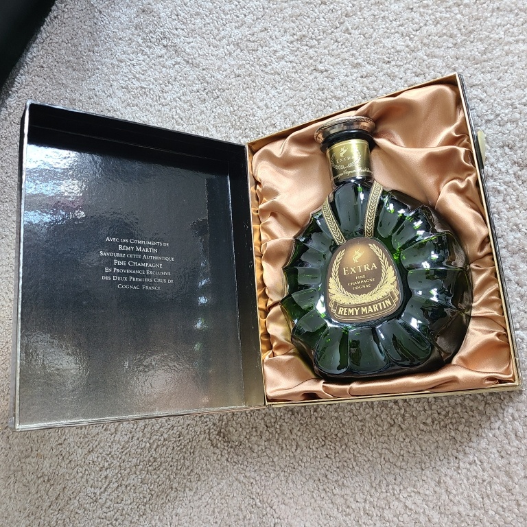 Remy Martin Fine Champagne Cognac Empty Bottle - photo 3