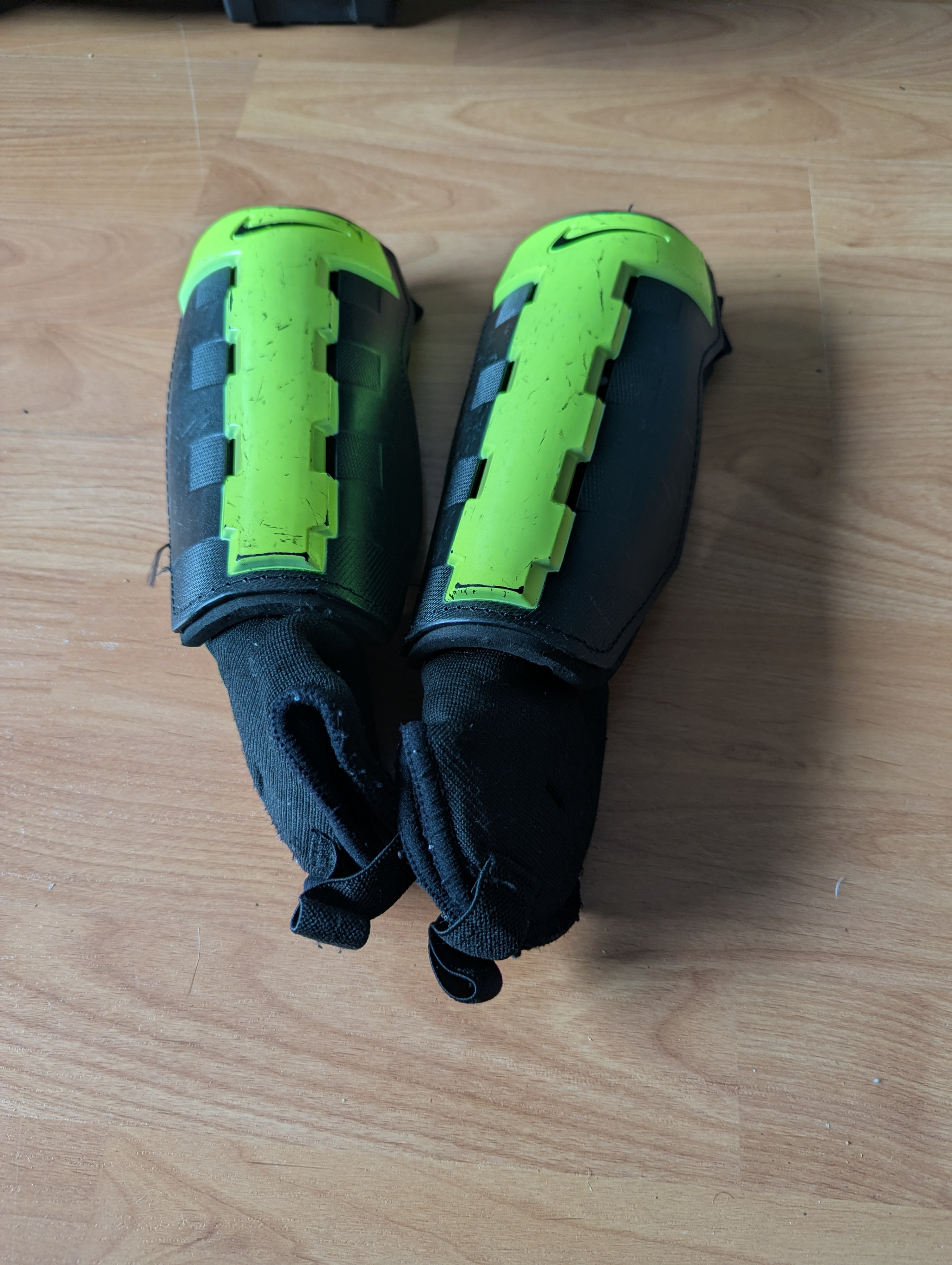 Youth Soccer Shin Pads ( C Ad 4 Prices)