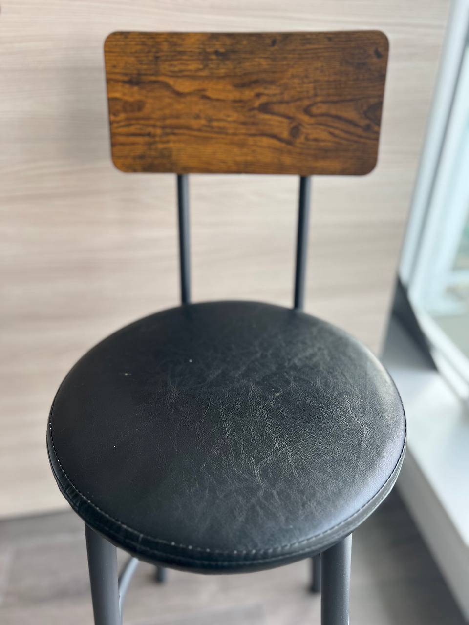 2 Bar Stools - photo 2
