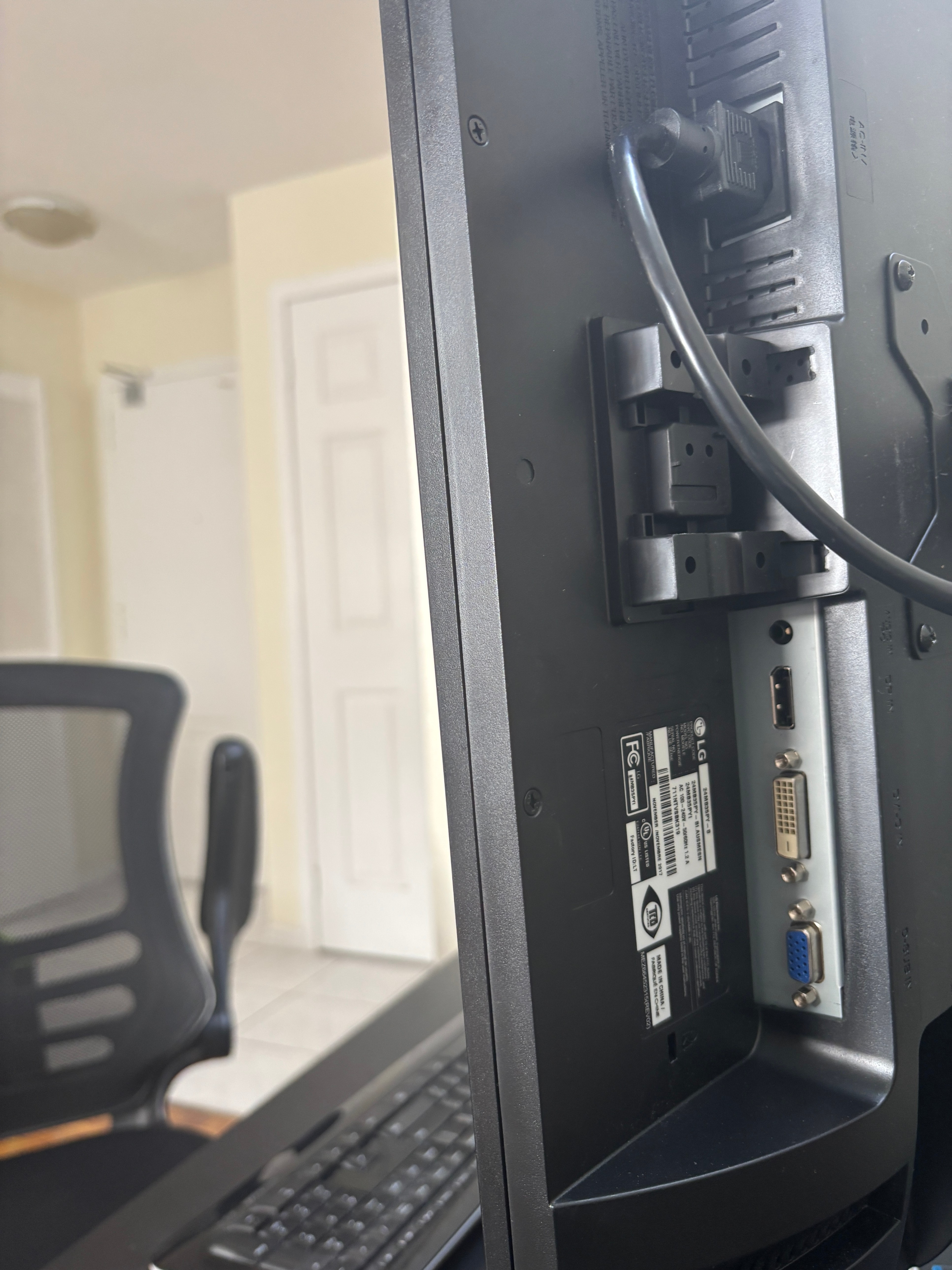 LG 24MB35PY-B 24" Professional Monitor for Sale - photo 5