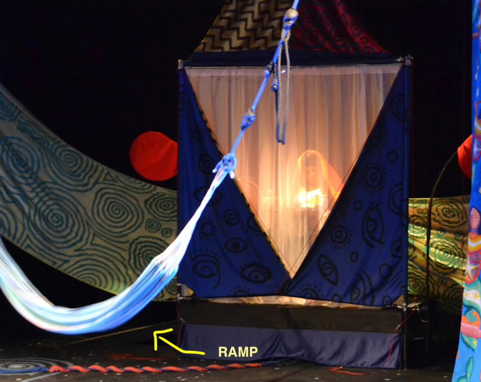 Platform with ramp & Window Frame (stage prop) - photo 4
