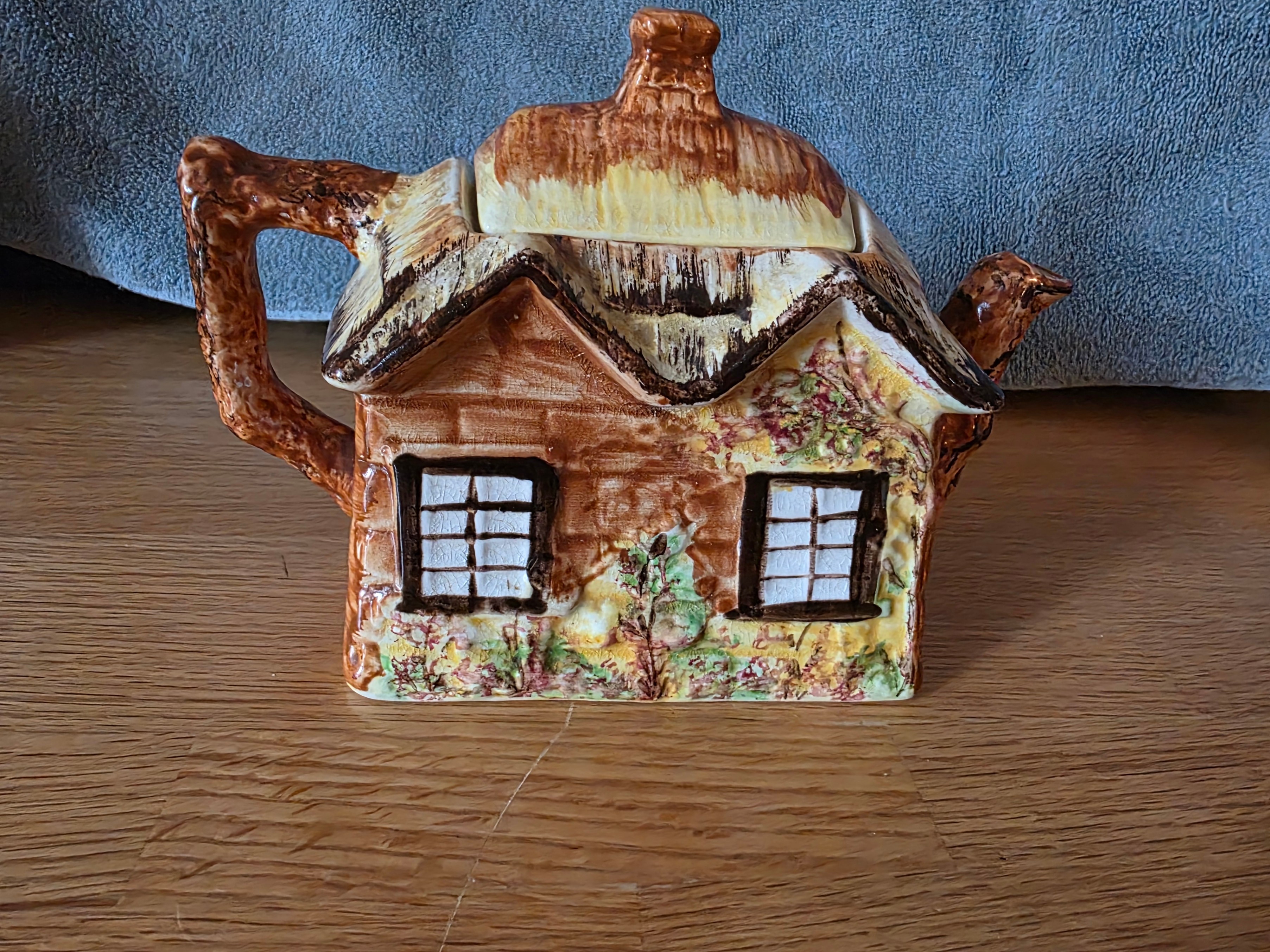 Cottage Teapot from Price Bros - photo 3