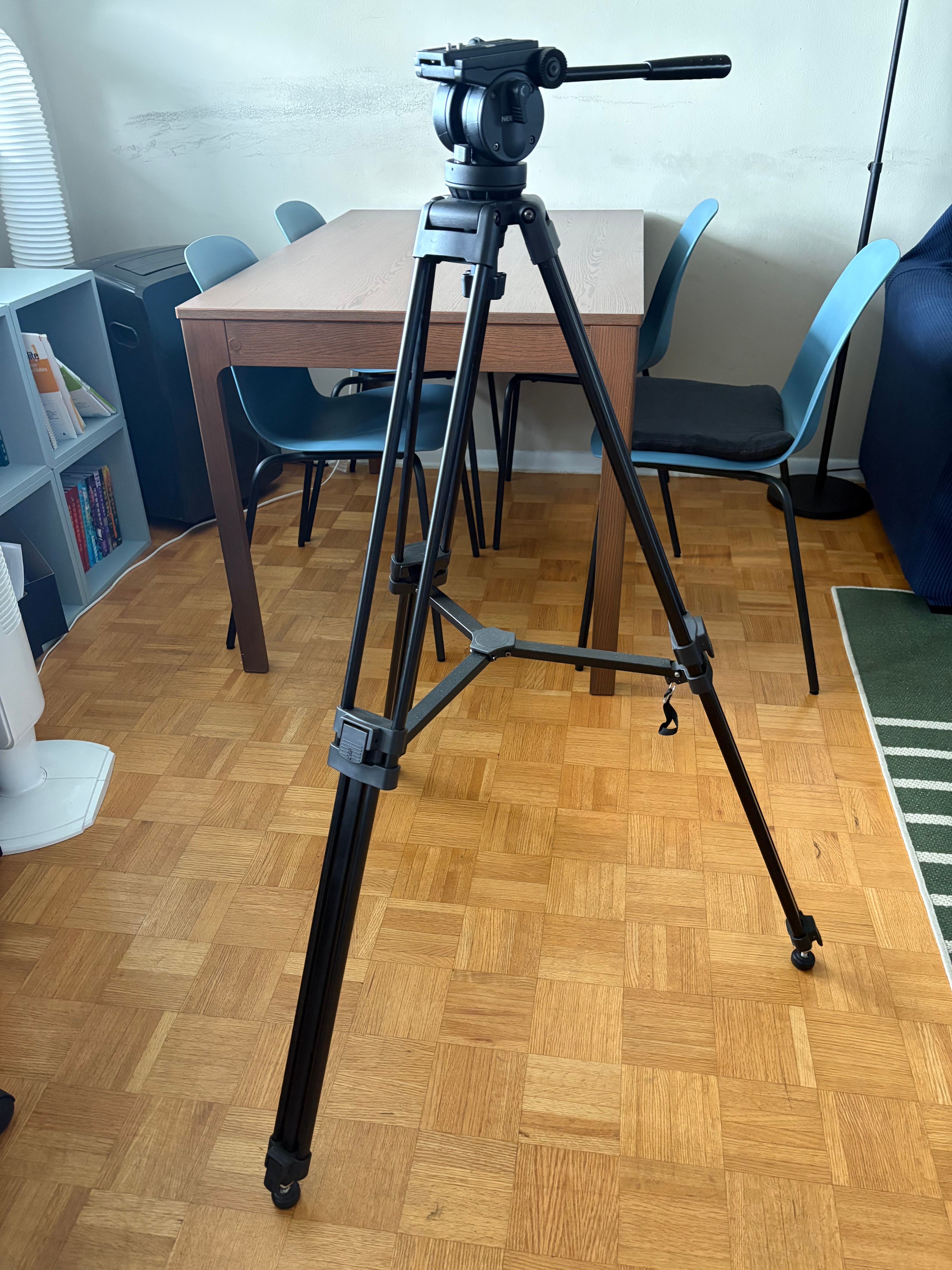 Neewer Professional 61 inches Aluminum Tripod with 360° Head - photo 4