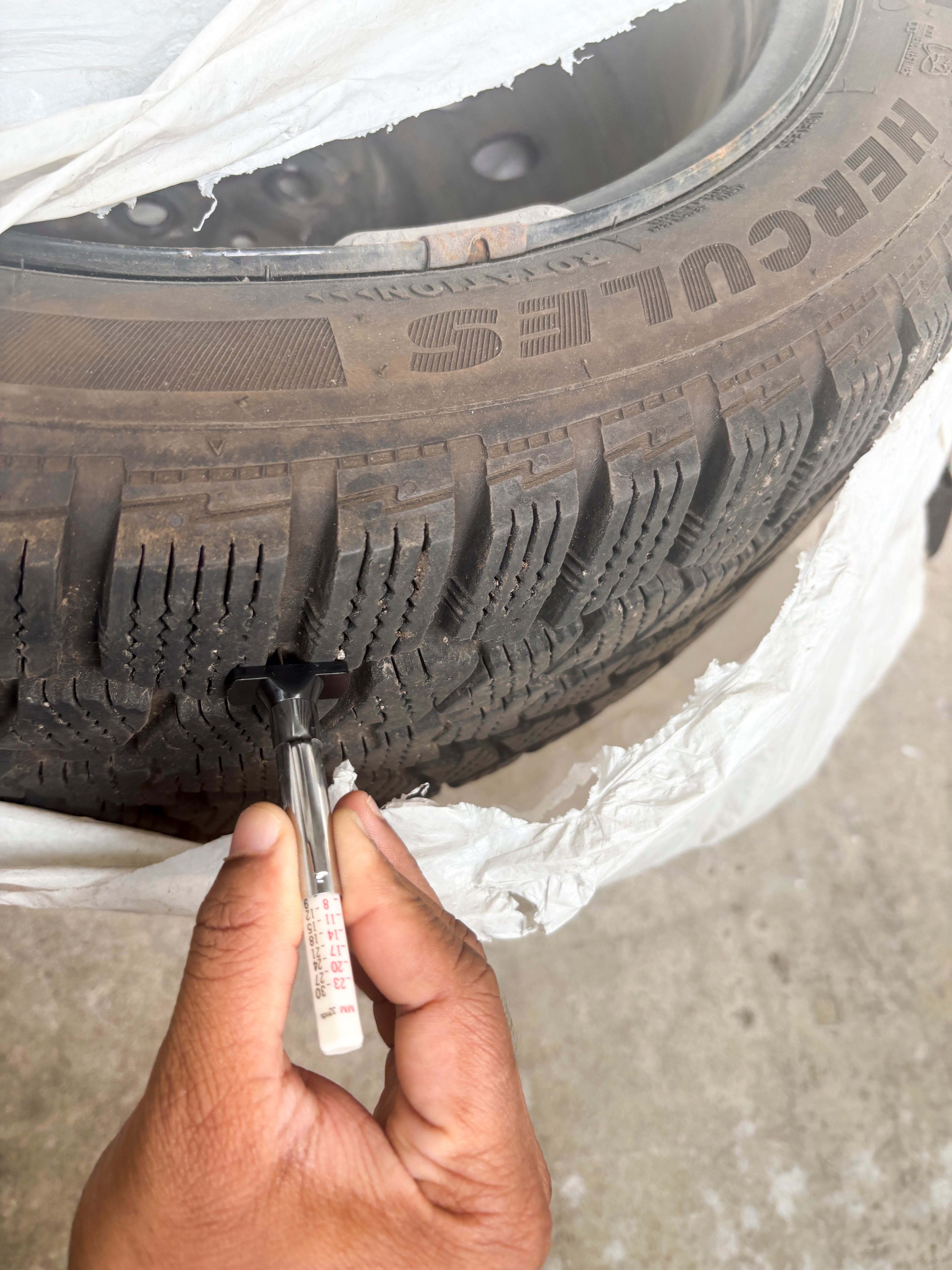 2023 Hyundai Elantra Winter Tires + Rims set – size: 225/45R17 - photo 3