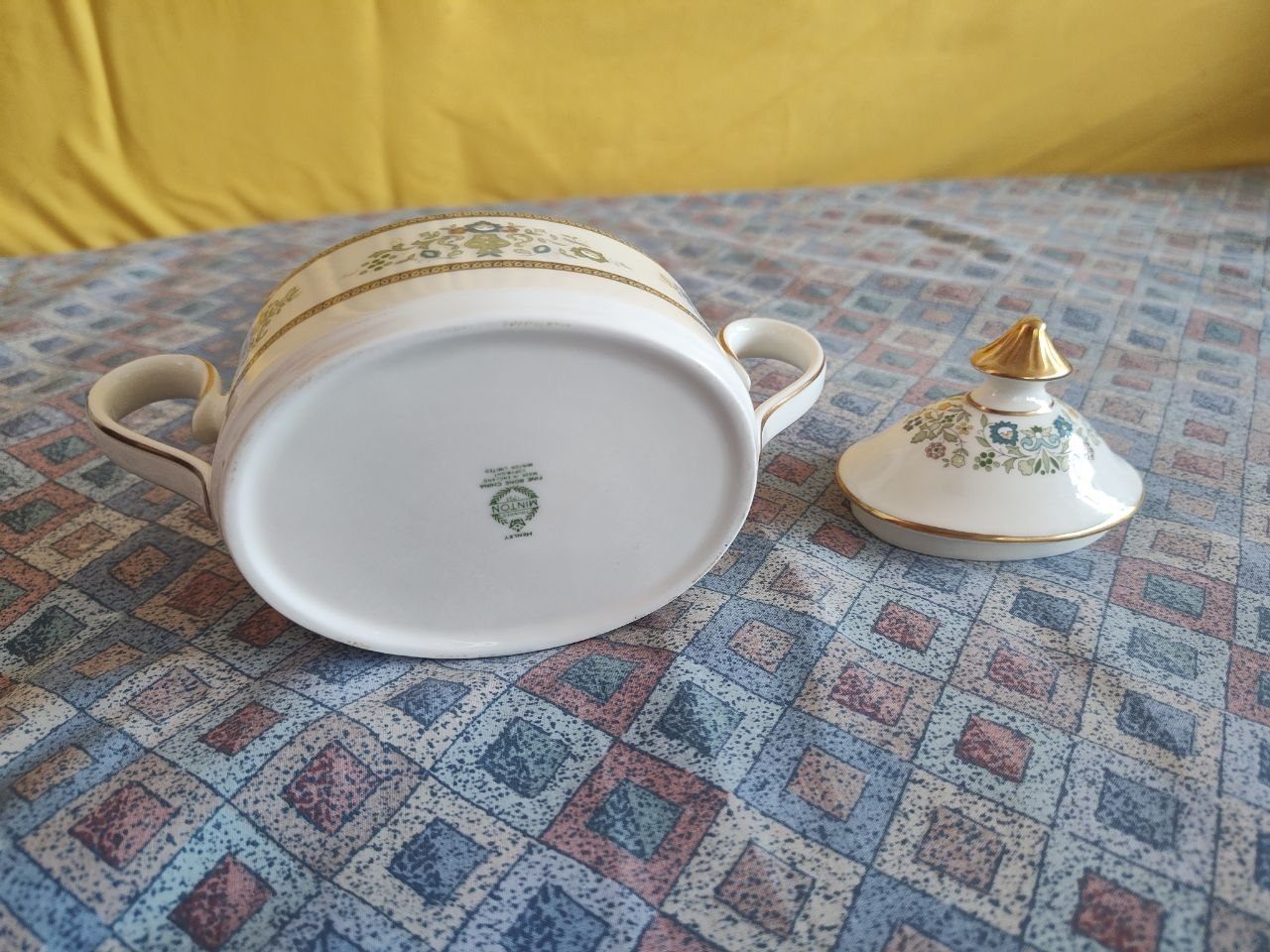 Vintage Minton Henley Fine Bone China Lidded Sugar Bowl – Made - photo 3