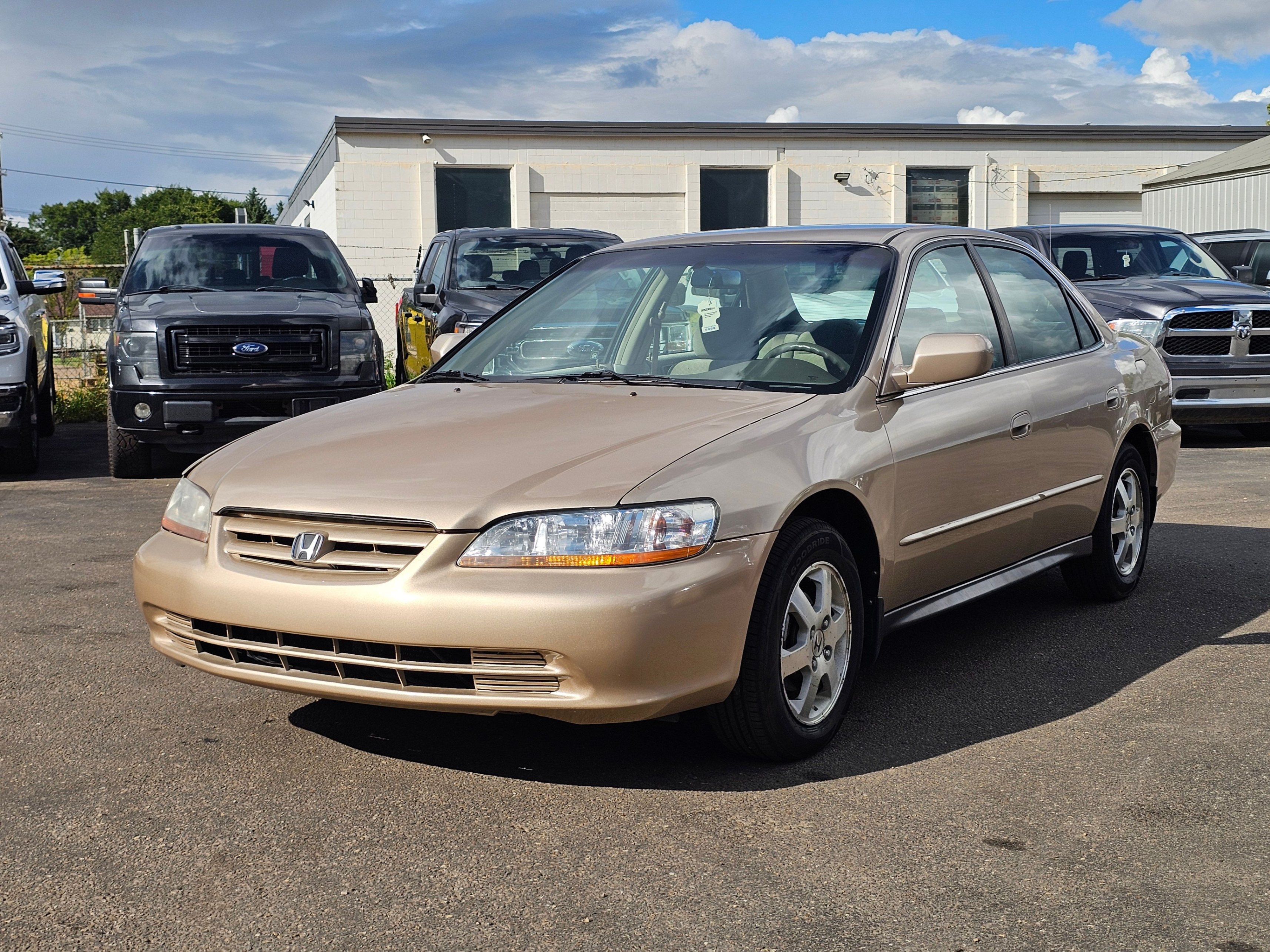 2001 HONDA ACCORD LT