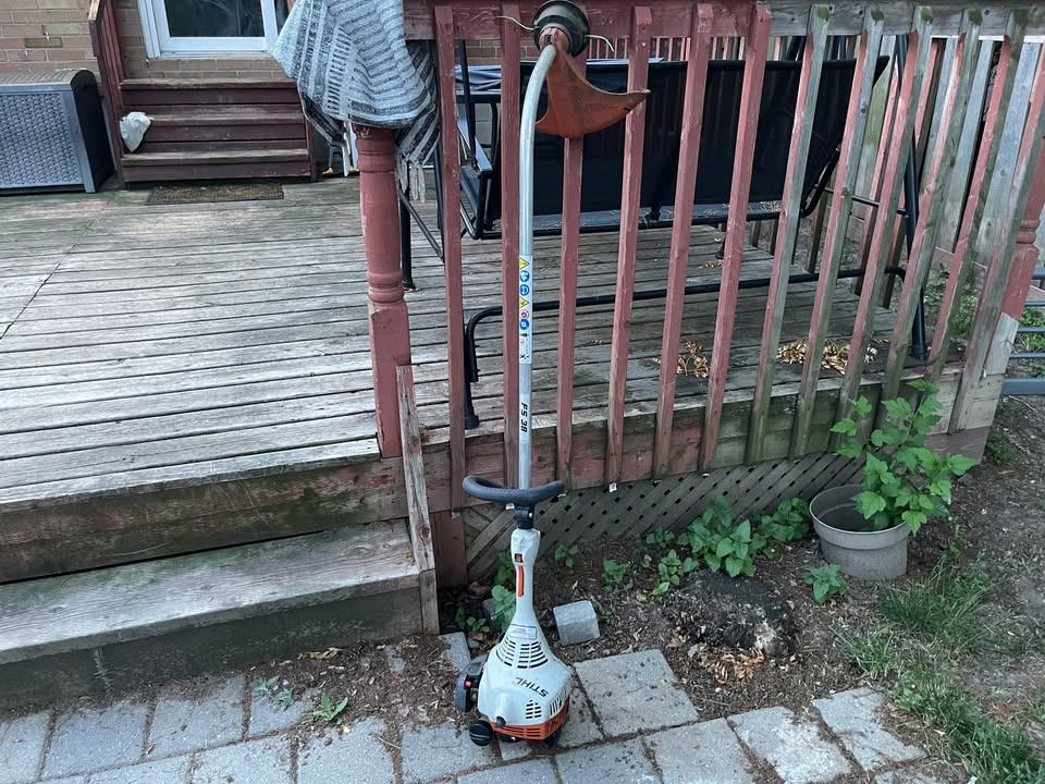 Stihl FS 38 Gas String Trimmer