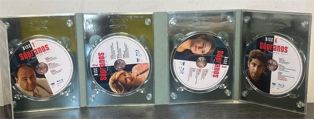 The Sopranos: Season Six, Part 1 – DVD Box Set - photo 4