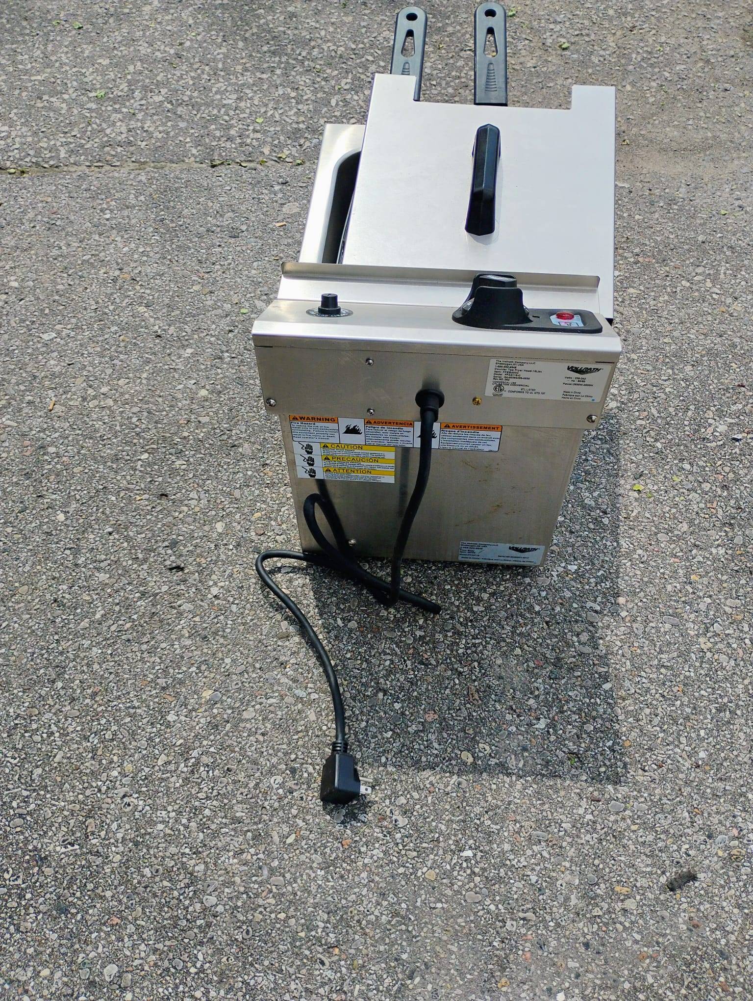 Vollrath 208- to 240-volt 15lb Cayenne Medium Duty  Fryer - photo 4
