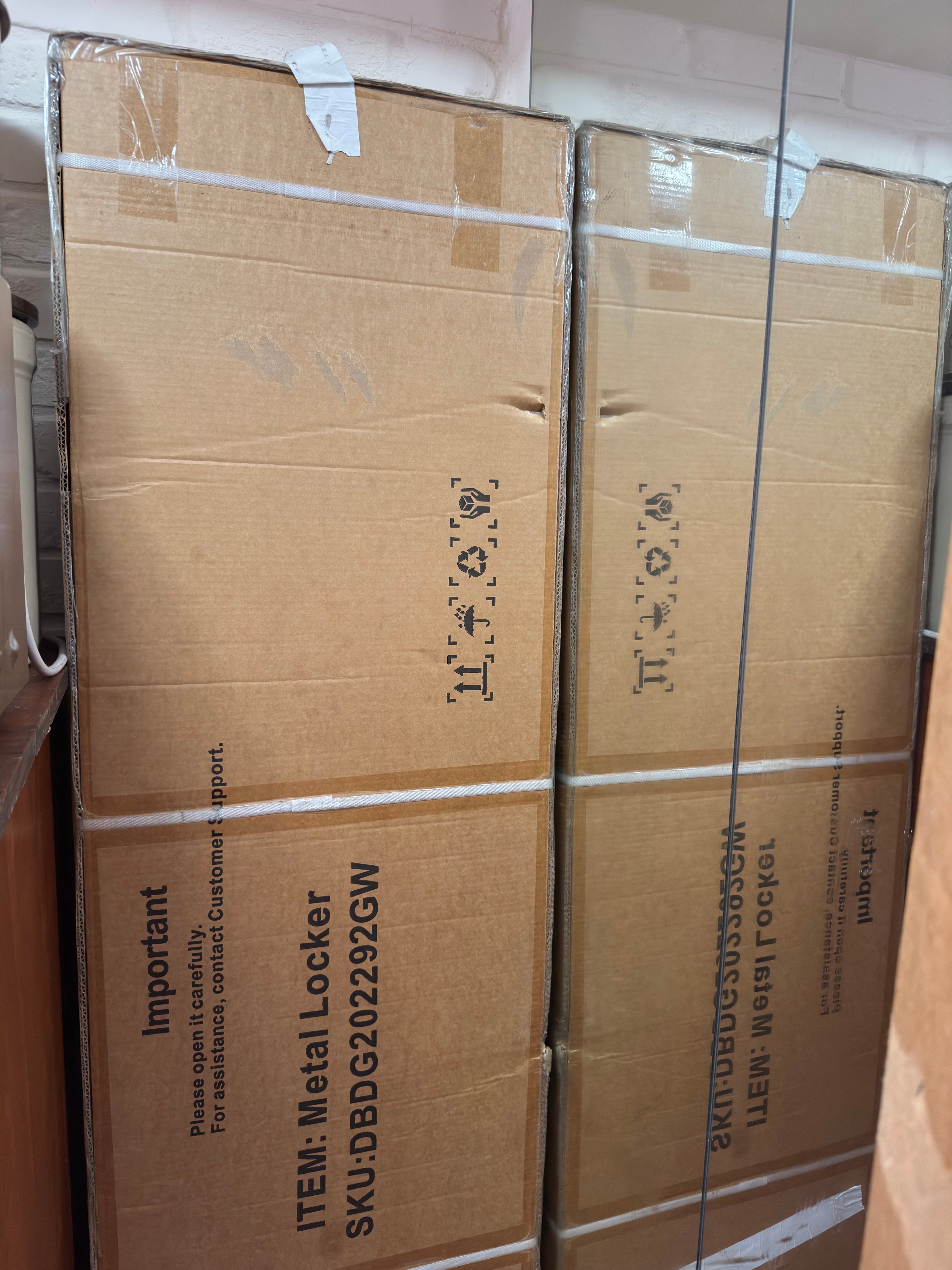 3-door 71" Metal Lockers (Grey & White) - New in box - photo 4