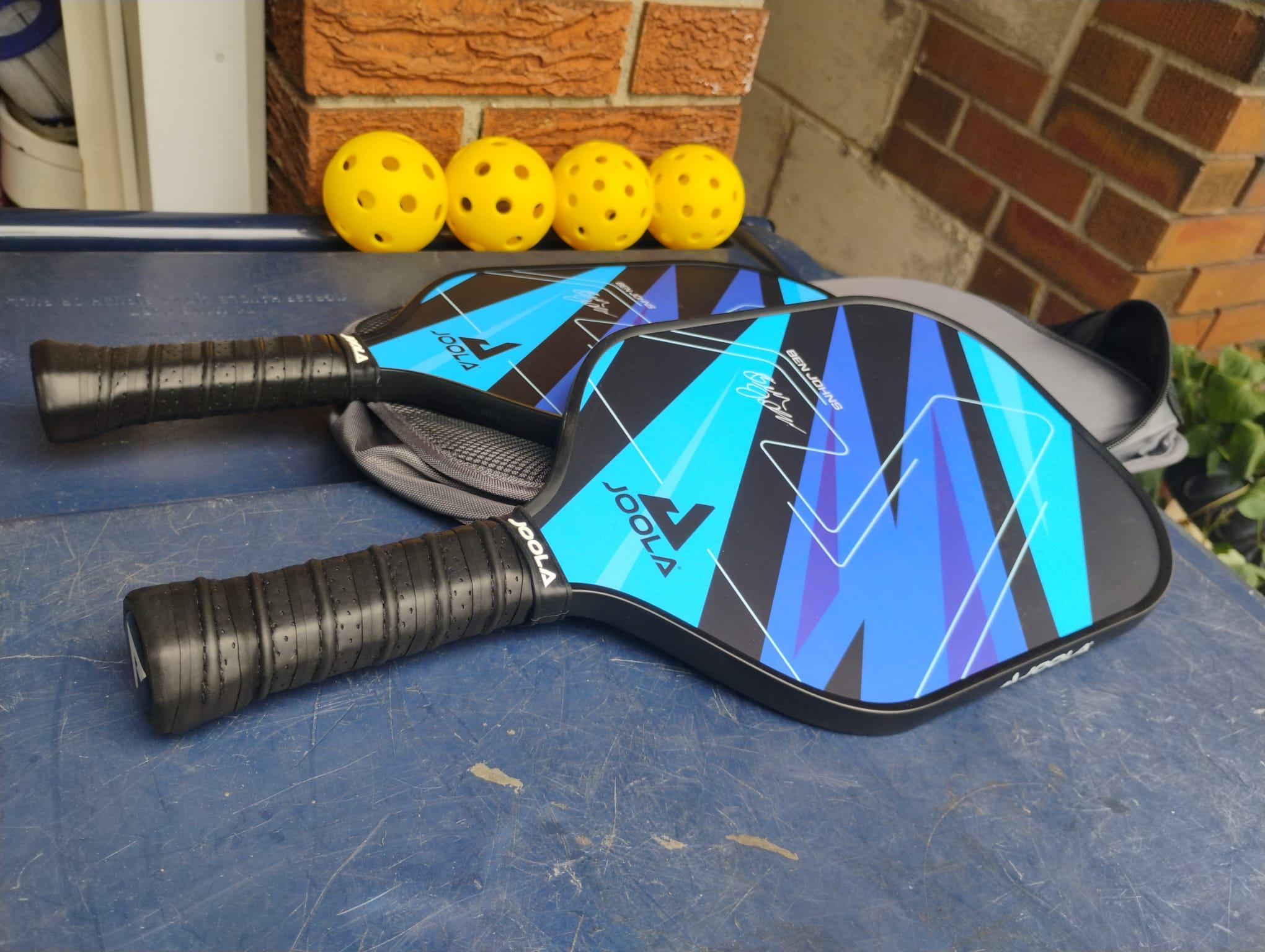 JOOLA Pickleball Paddles Set of 2  w/Balls