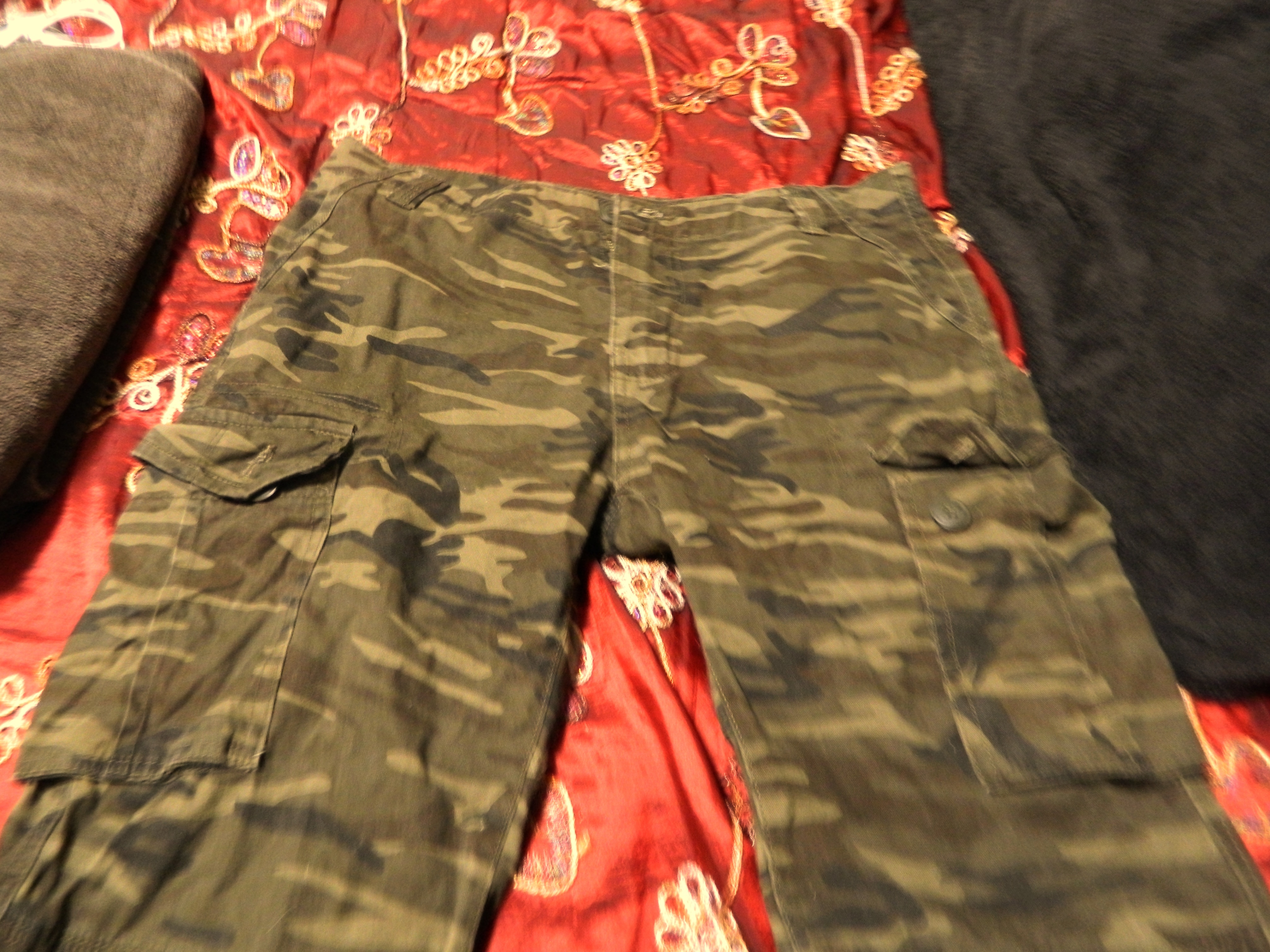 Bluenotes Camouflage Cargo Pattern Shorts