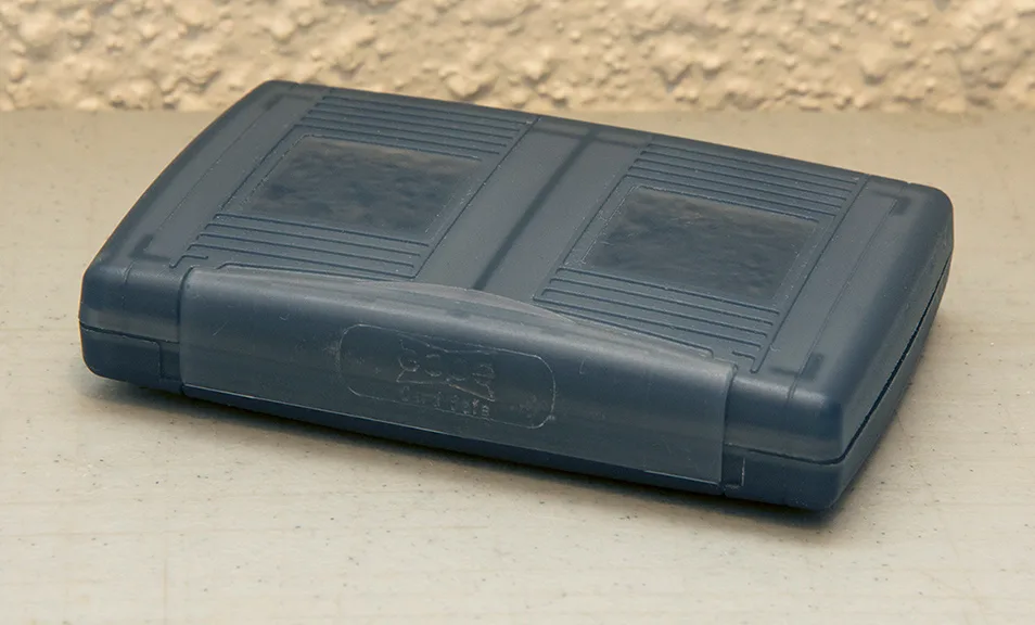 Heavy-Duty Protective Memory Card Case (up to 8 cards) - photo 2