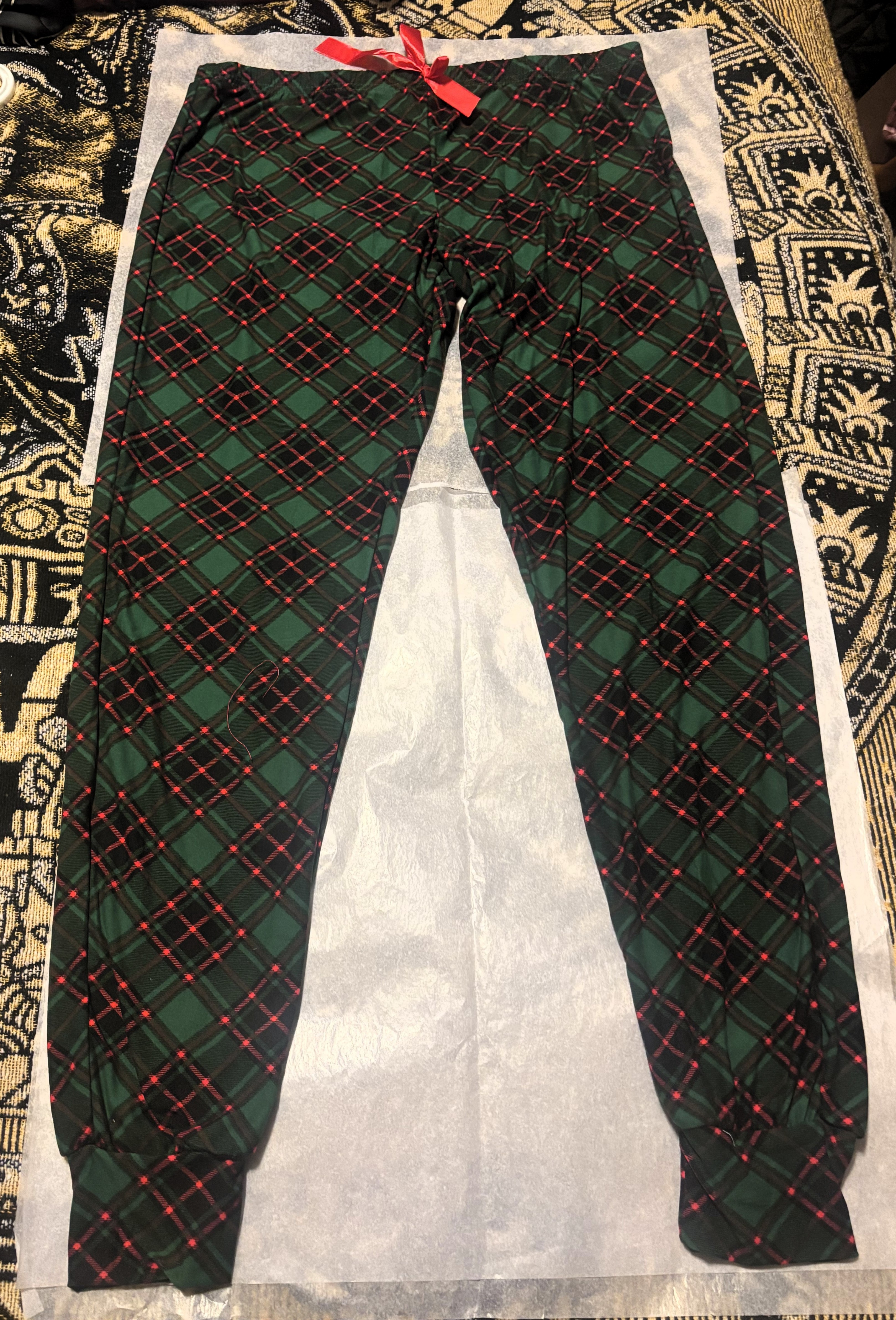 FashionNova-WinterMood Matching Family Long Sleeve PJ Jogger Set - photo 5