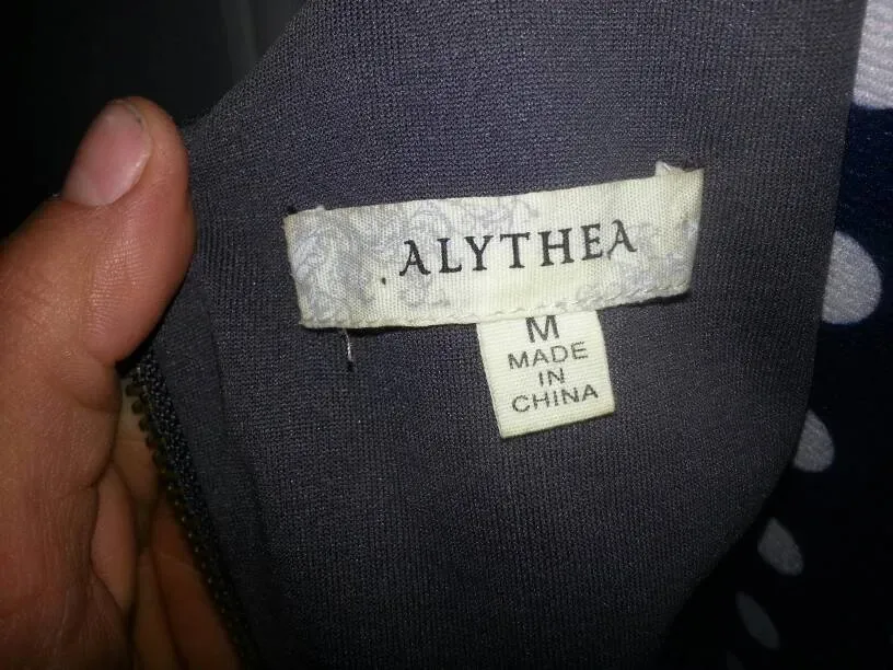Super Cute Grey Sleeveless Shirt, Lots Of Frillies - Alythea ... - photo 4