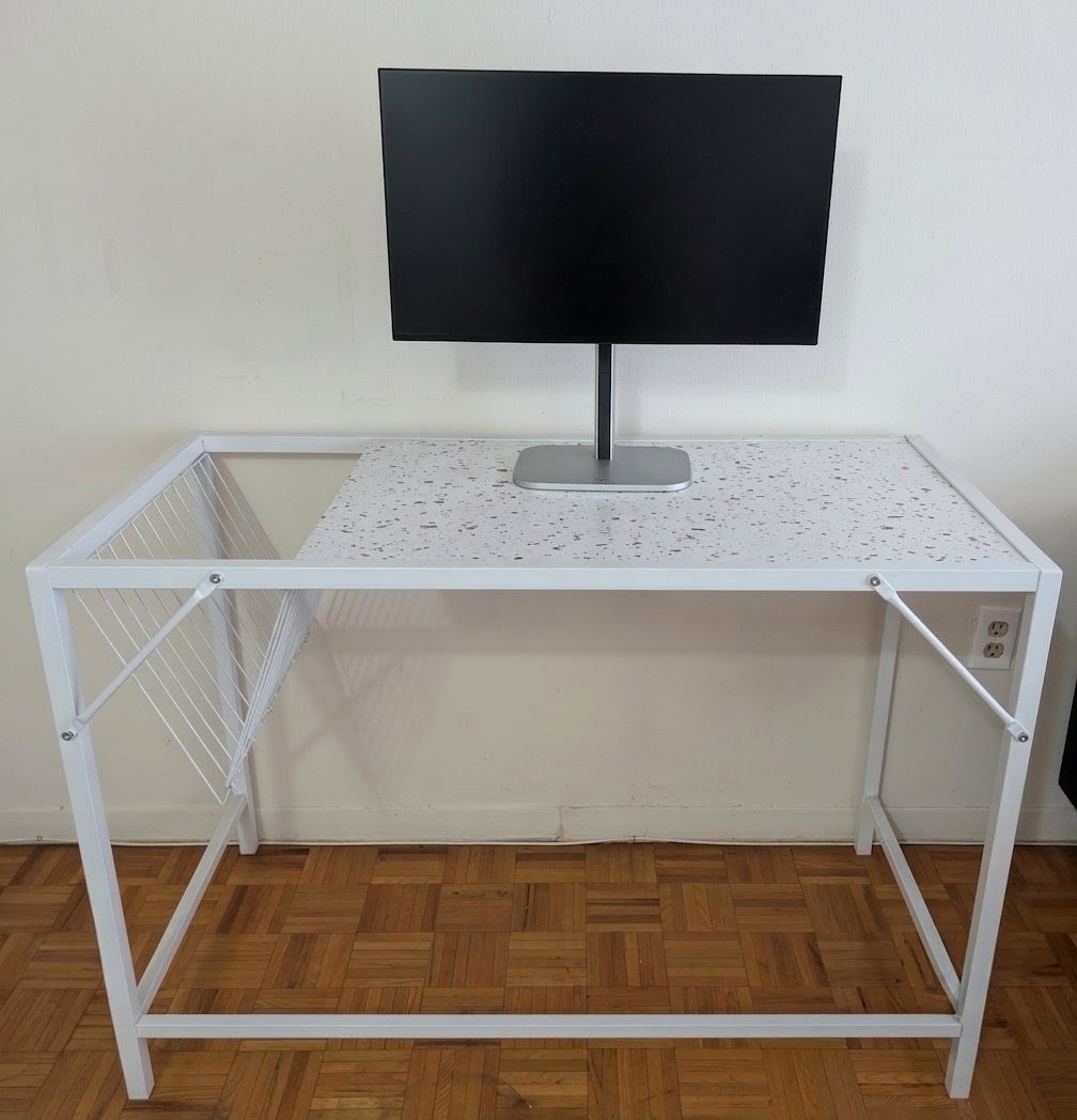 ❗❗MOVING OUT SALE❗❗White Rectangle  Metal Frame Computer Desk - photo 3