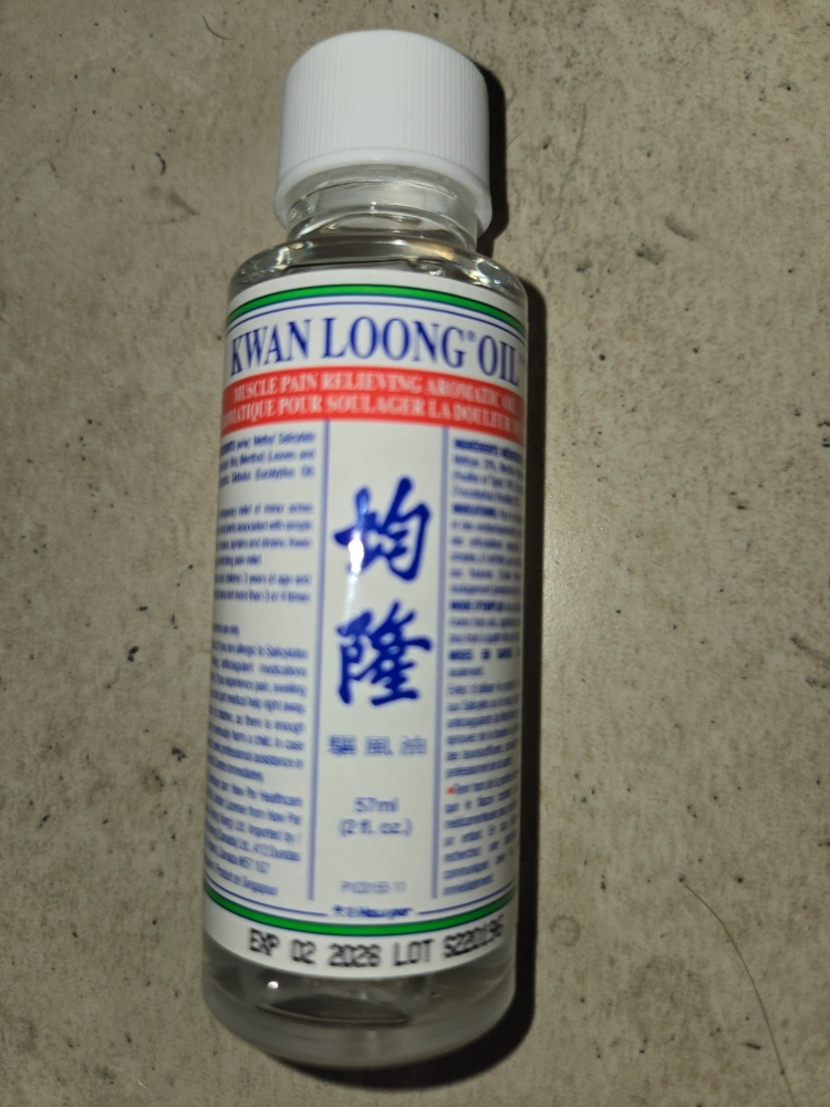 Kwan Loong Oil Muscle Pain Relieving Aromatic Oil