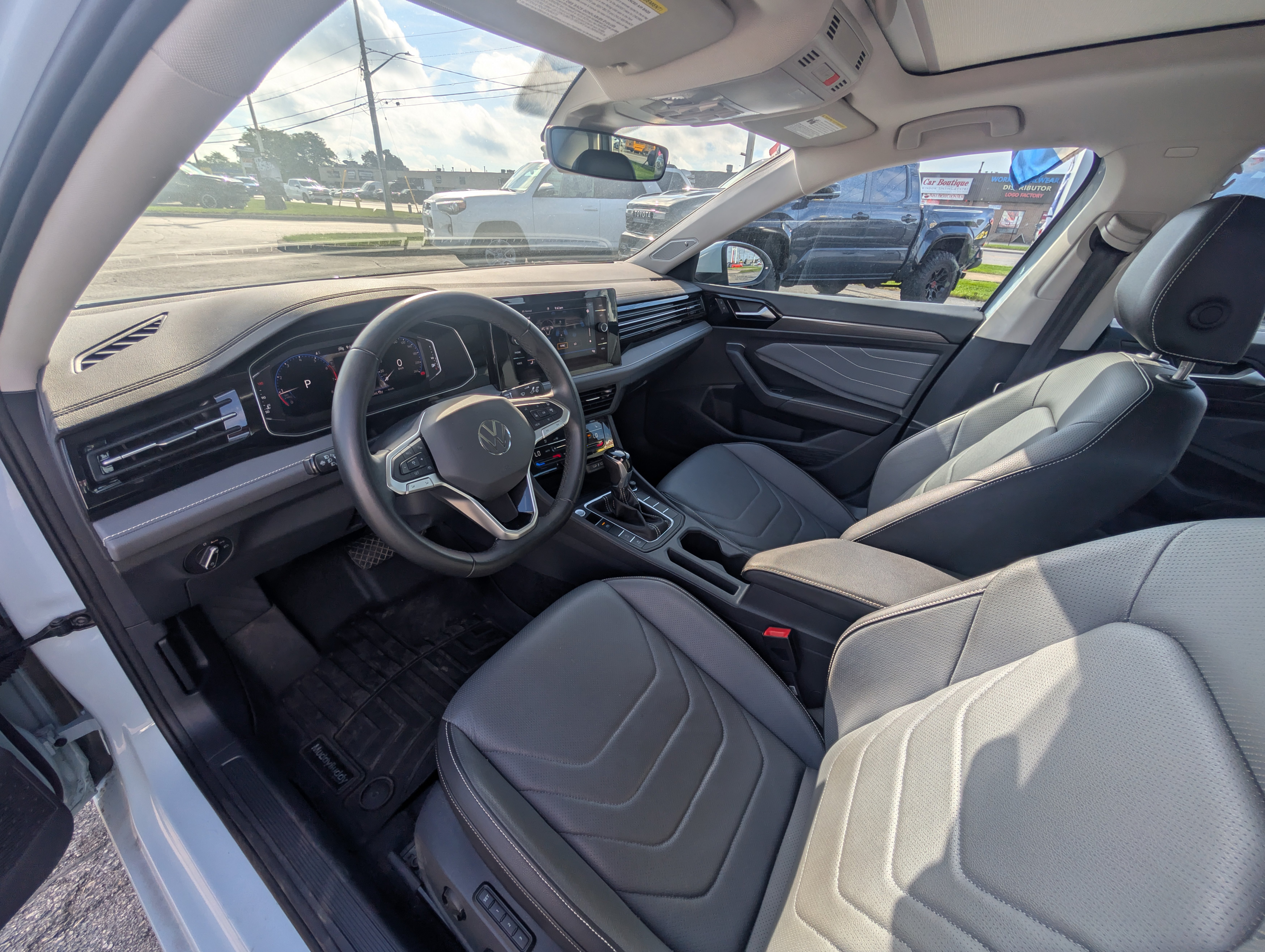 2025 Volkswagen Jetta Highline - photo 5