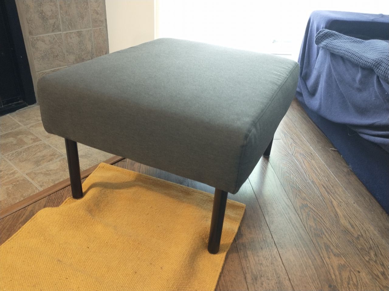 Gray ottoman/footstool - photo 4