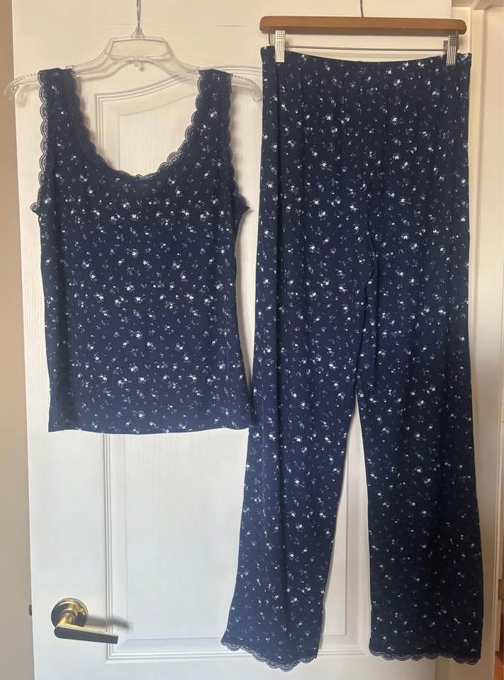 FashionNova-Dreamy Era Ribbed PJ Pant Set - photo 4