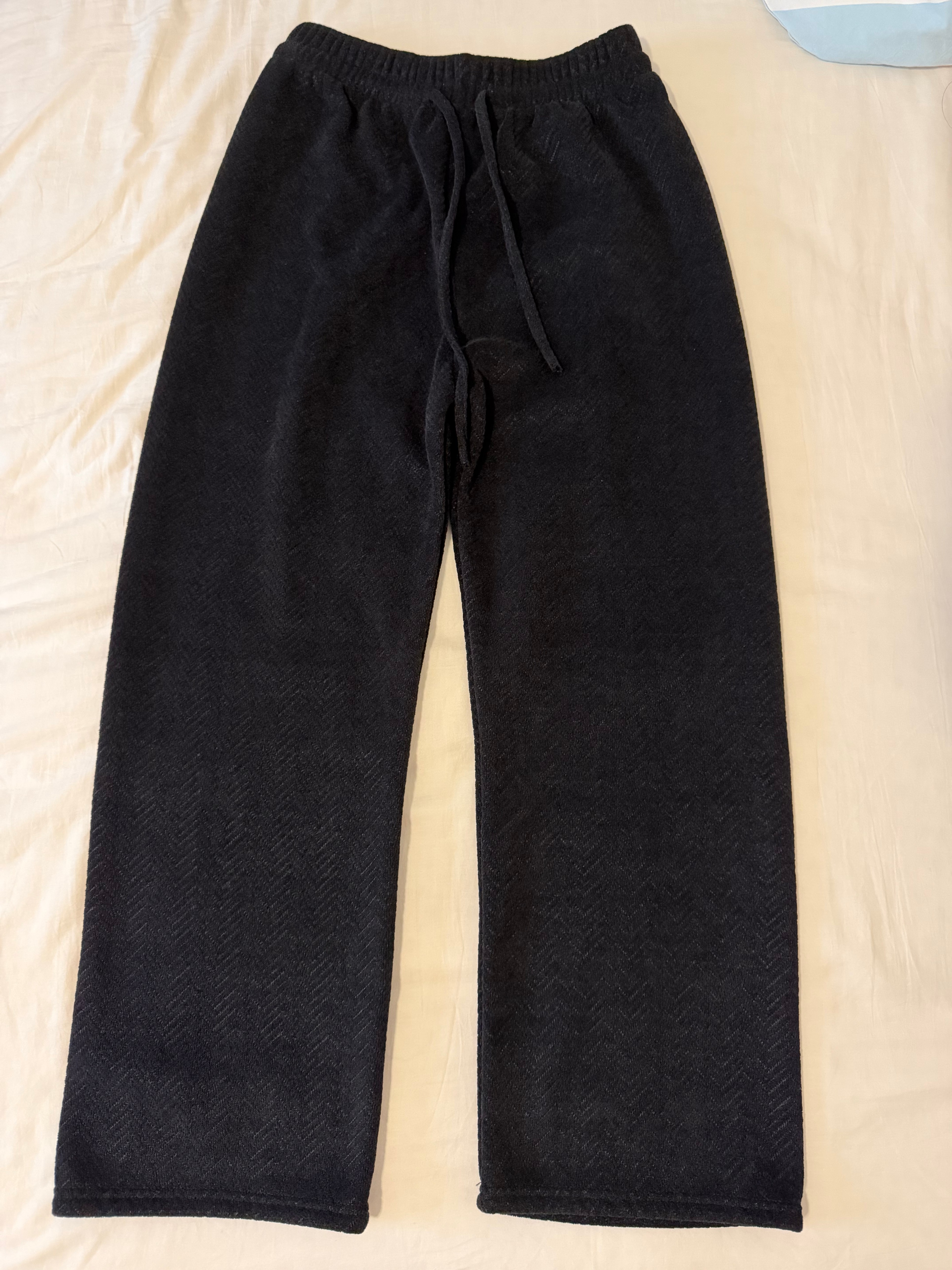 Women’s Black Winter Wide-Leg Pants – Warm & Thick