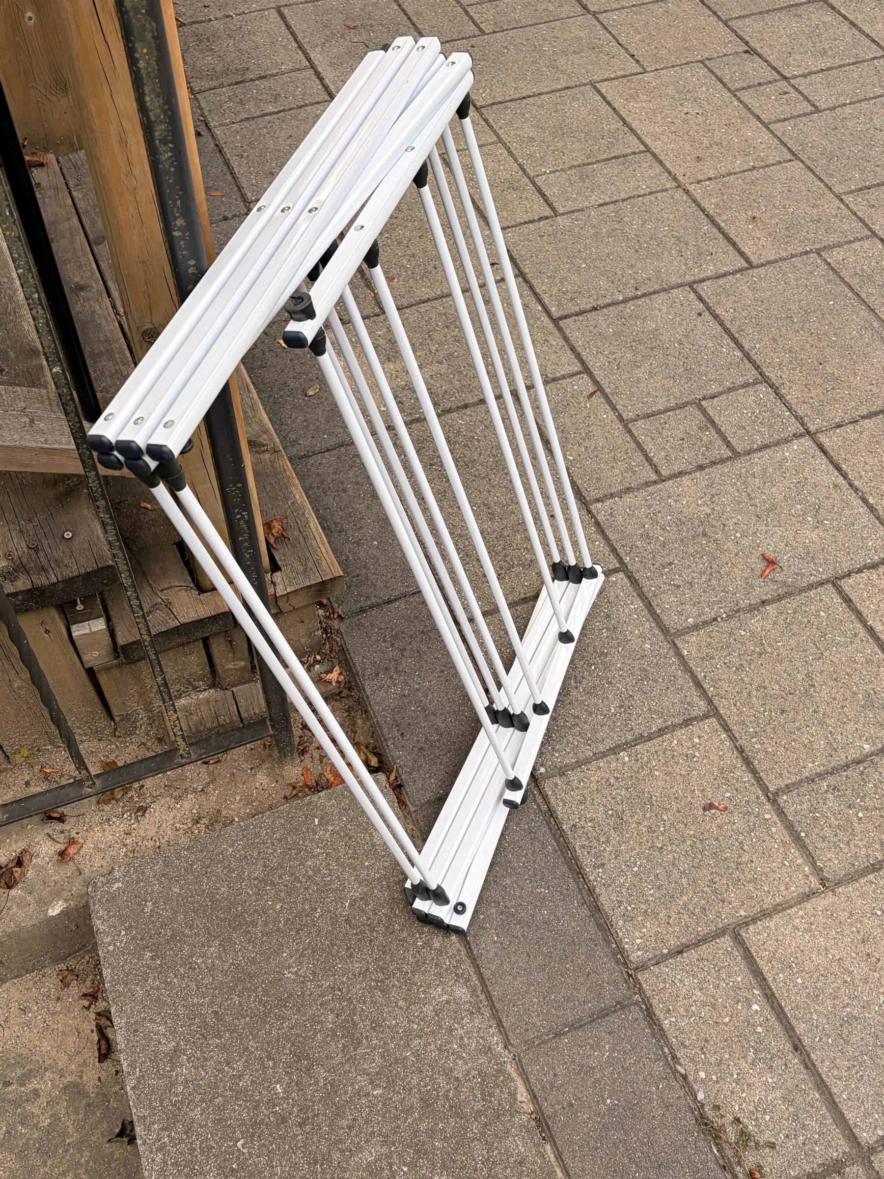 Folding accordion clothes drying rack - photo 2