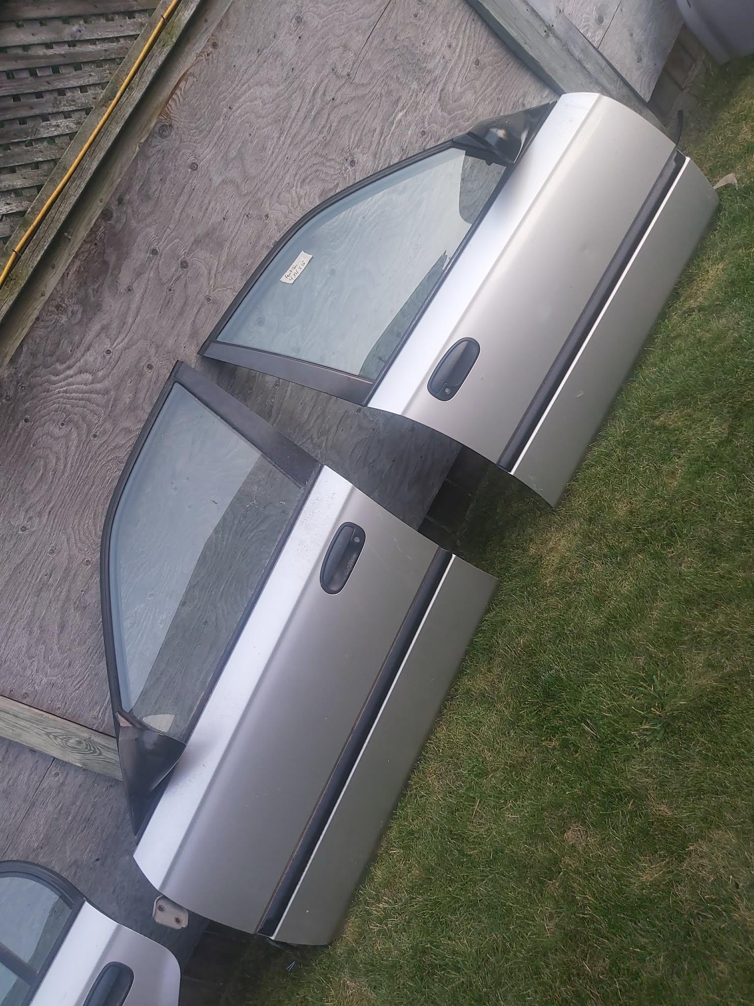 1998 Honda Silver Car Doors