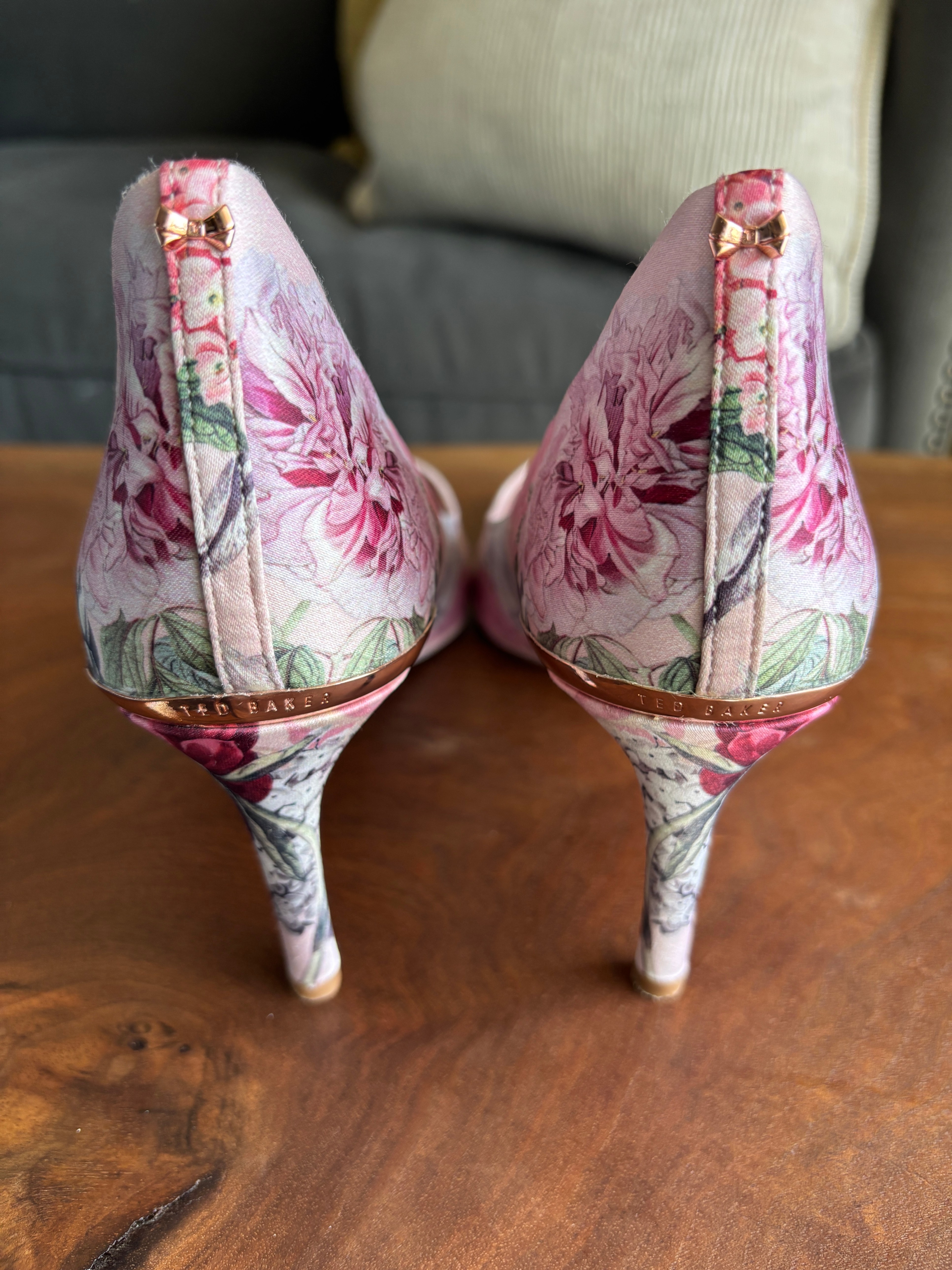 Ted Baker Hallden Floral Pointed Toe Heels Size 37 / US 6.5 - photo 5
