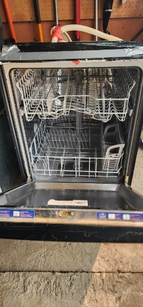 Bosch Ascenta Dishwasher - photo 2
