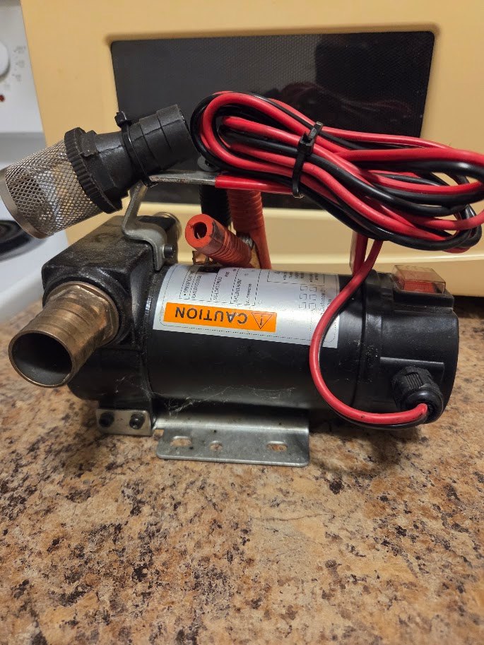 12V DC Fuel Transfer Pump – Like New