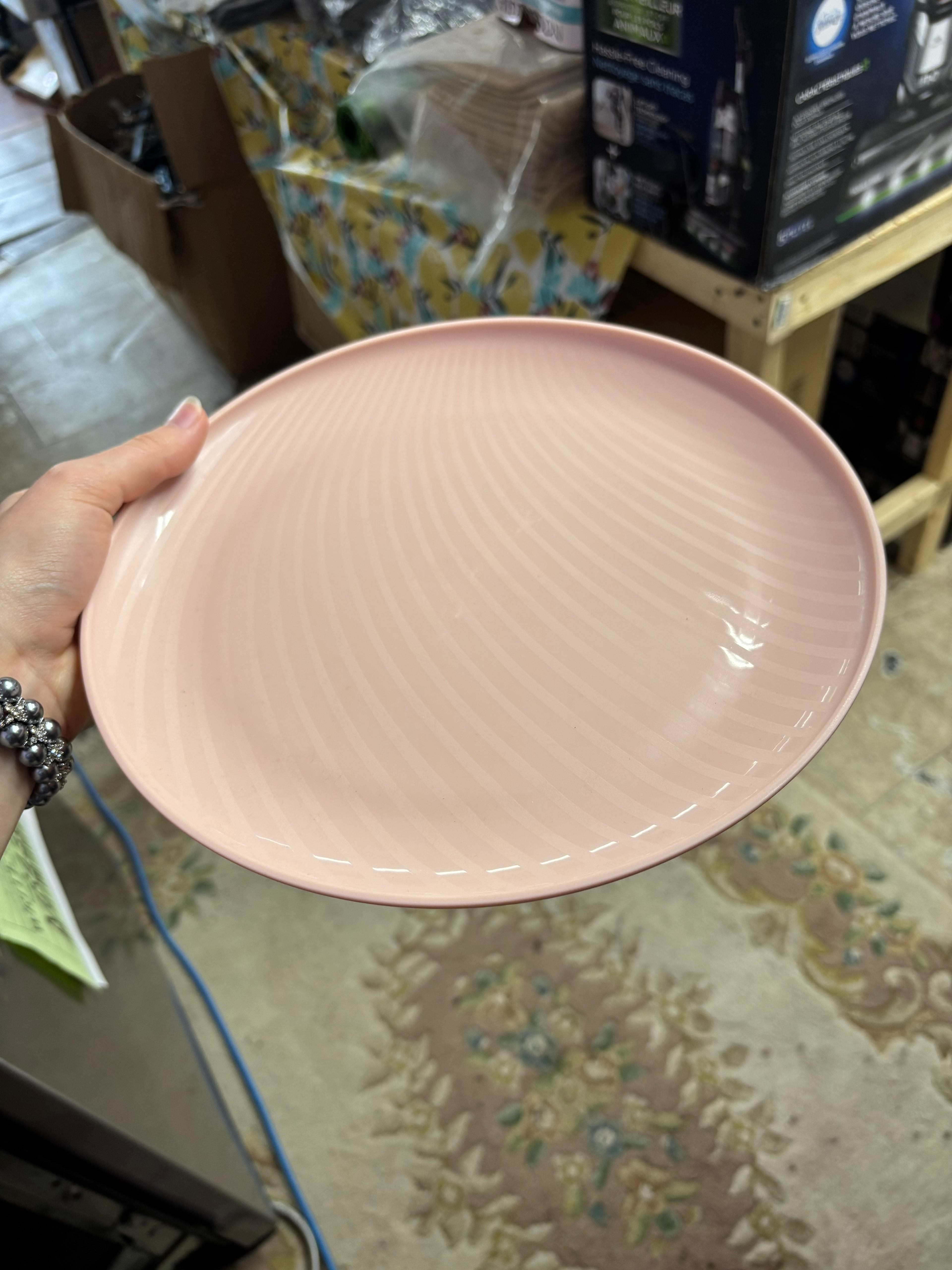 Plastic Plates - 3 for $1 - Various Colours - Mix & Match - photo 2