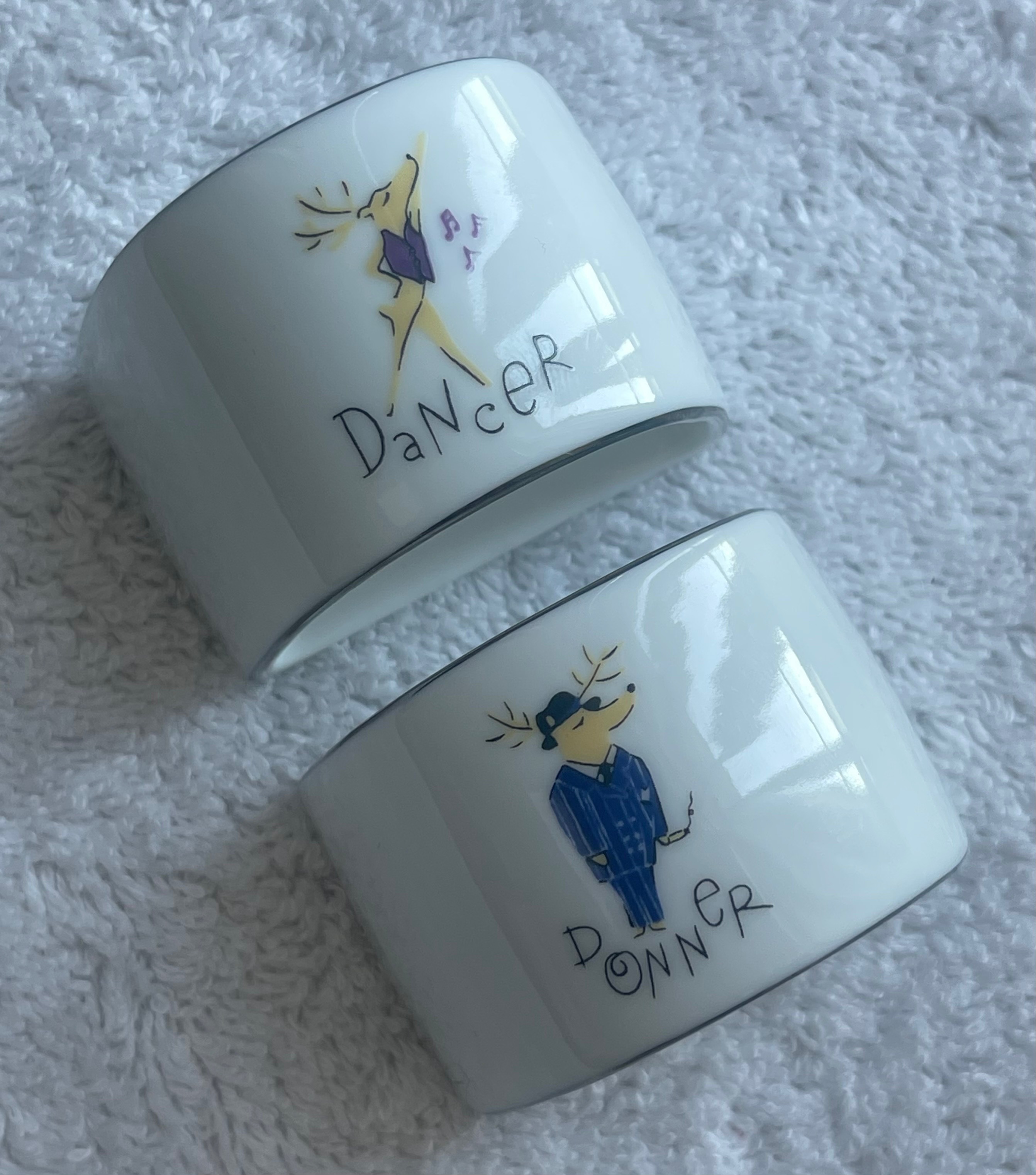 Set of 8 Pottery Barn Porcelain Reindeer Napkin Rings Japan - photo 5