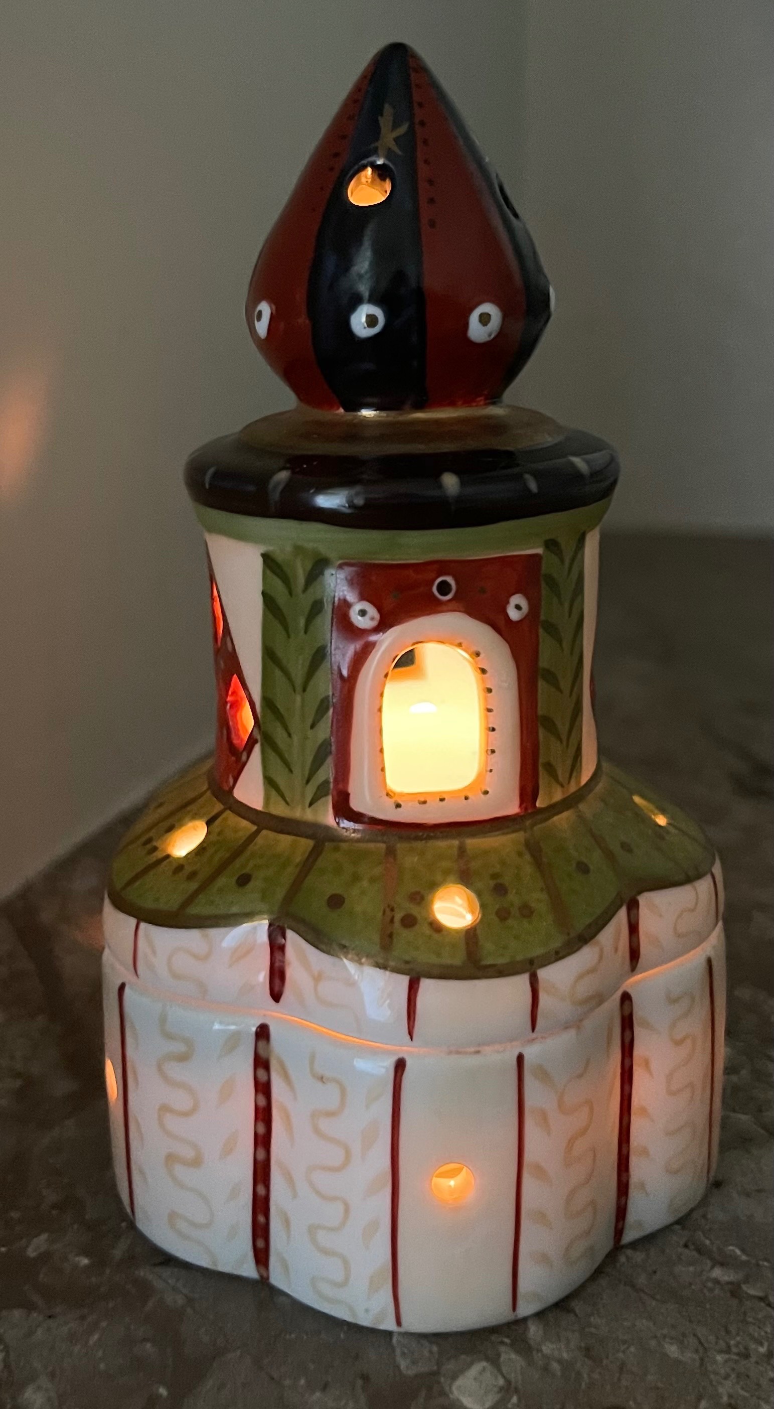 Villeroy & Boch Russian Basilica Tea Light 5.25"