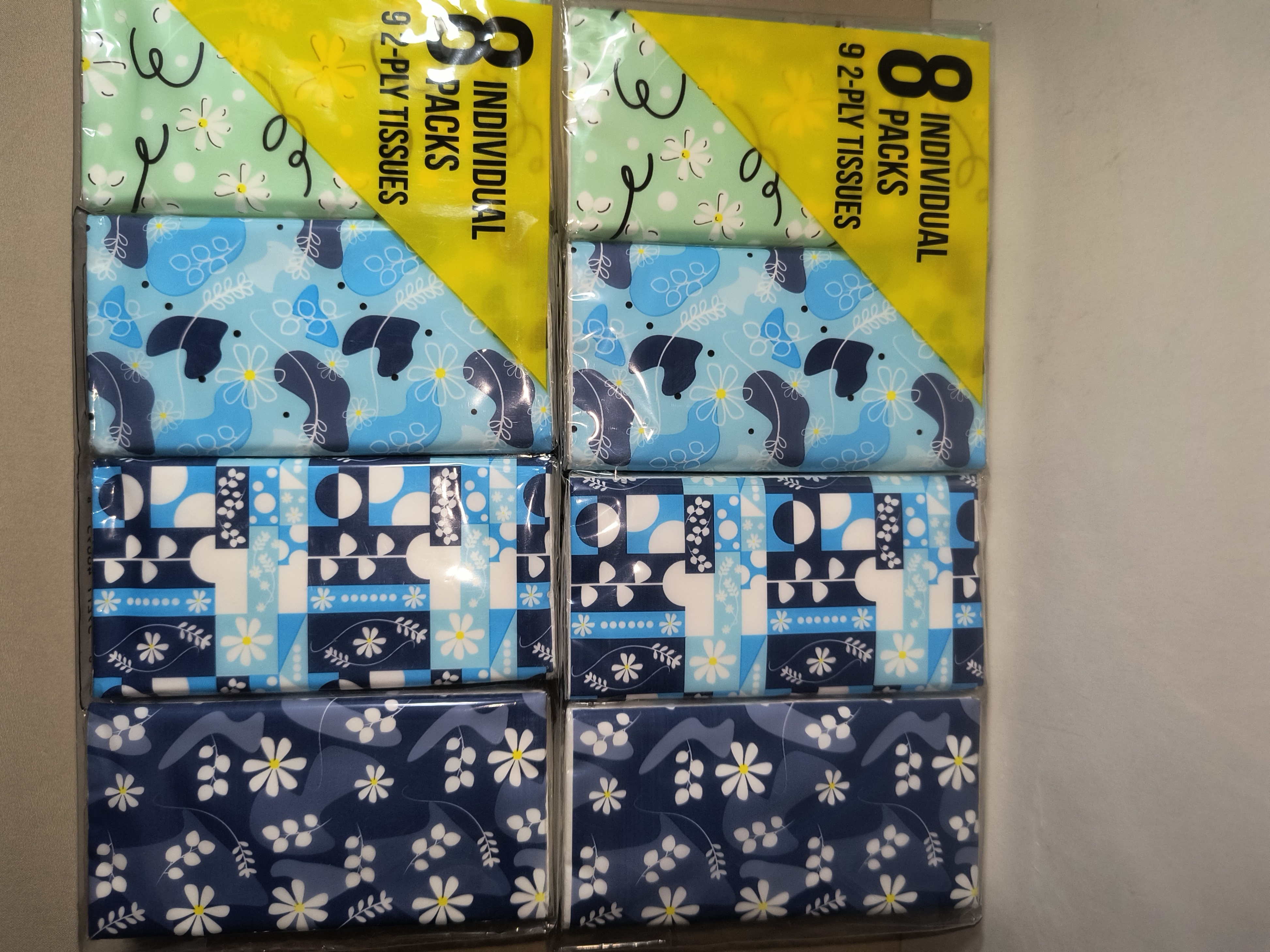 2 Pack SmartCare Floral Pocket Tissues 16 Individual Packs 2-Ply - photo 2