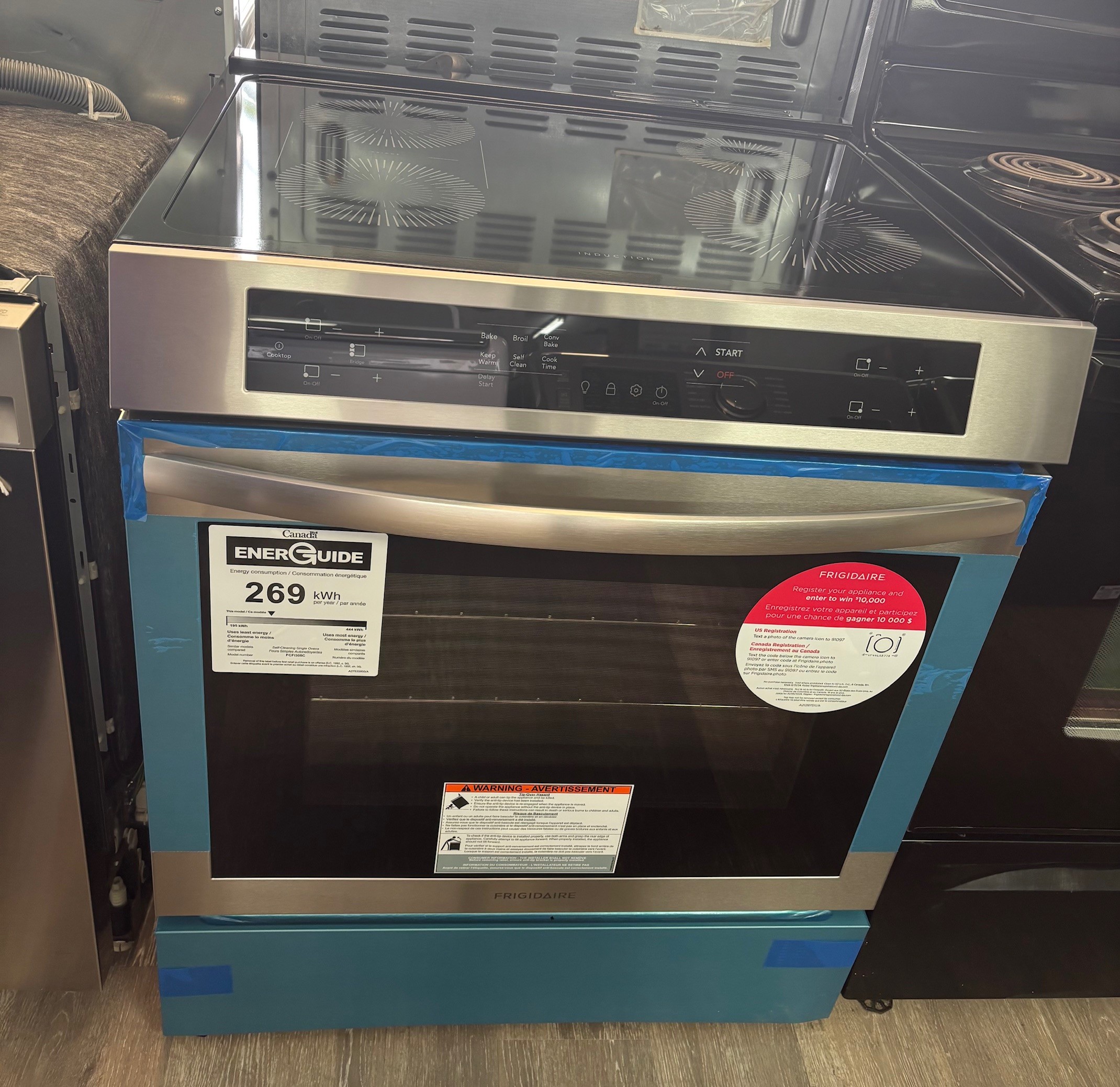 FRIGIDAIRE STOVE