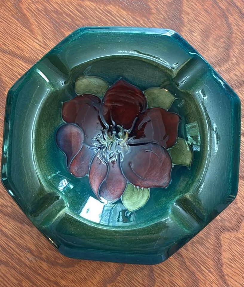 Vintage Moorcroft Hibiscus Octagonal Ashtray 4.5”
