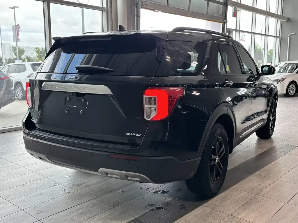 2022 Ford Explorer - photo 5