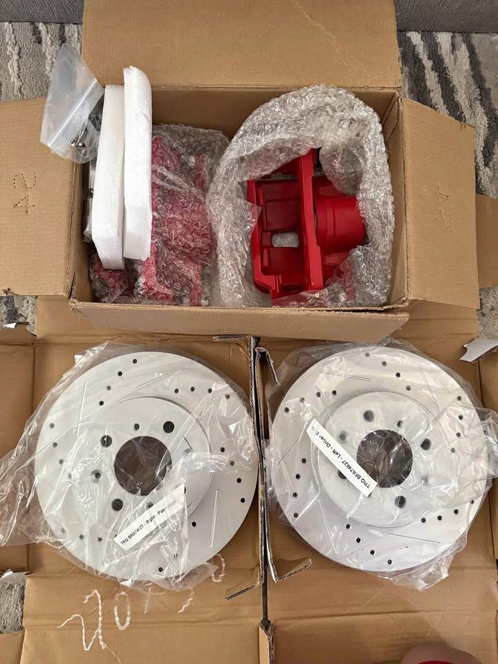 Brake Rotors & Ceramic Pads – Complete Brake Kit