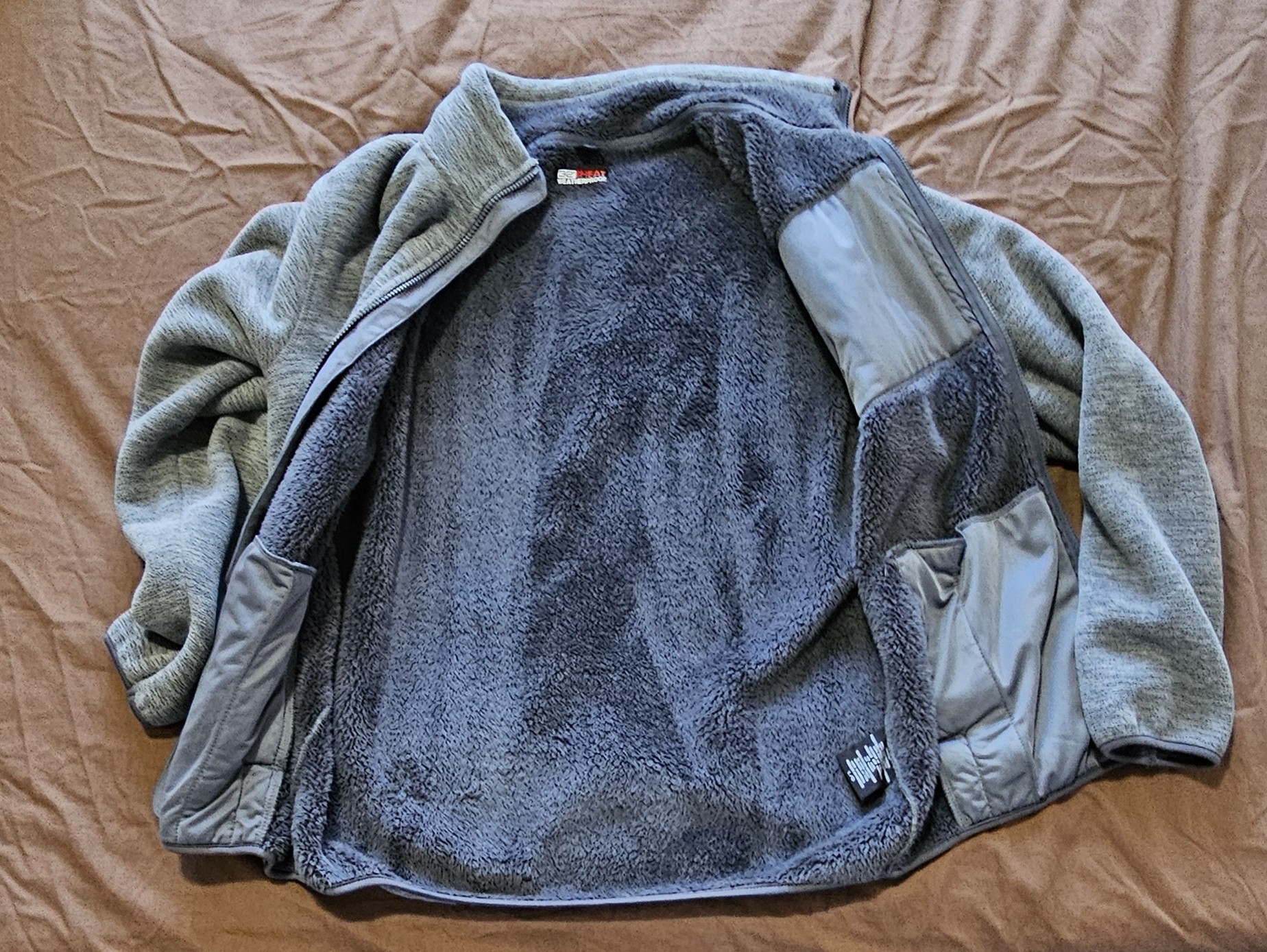 BRAND NEW MEN'S ZIP UP FLEECE JACKET (LARGE - GREY) - photo 3