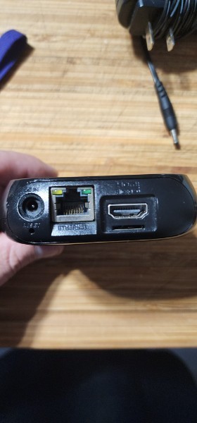 Roku 3 Streaming Media Player with Remote and Power Adapter - photo 3