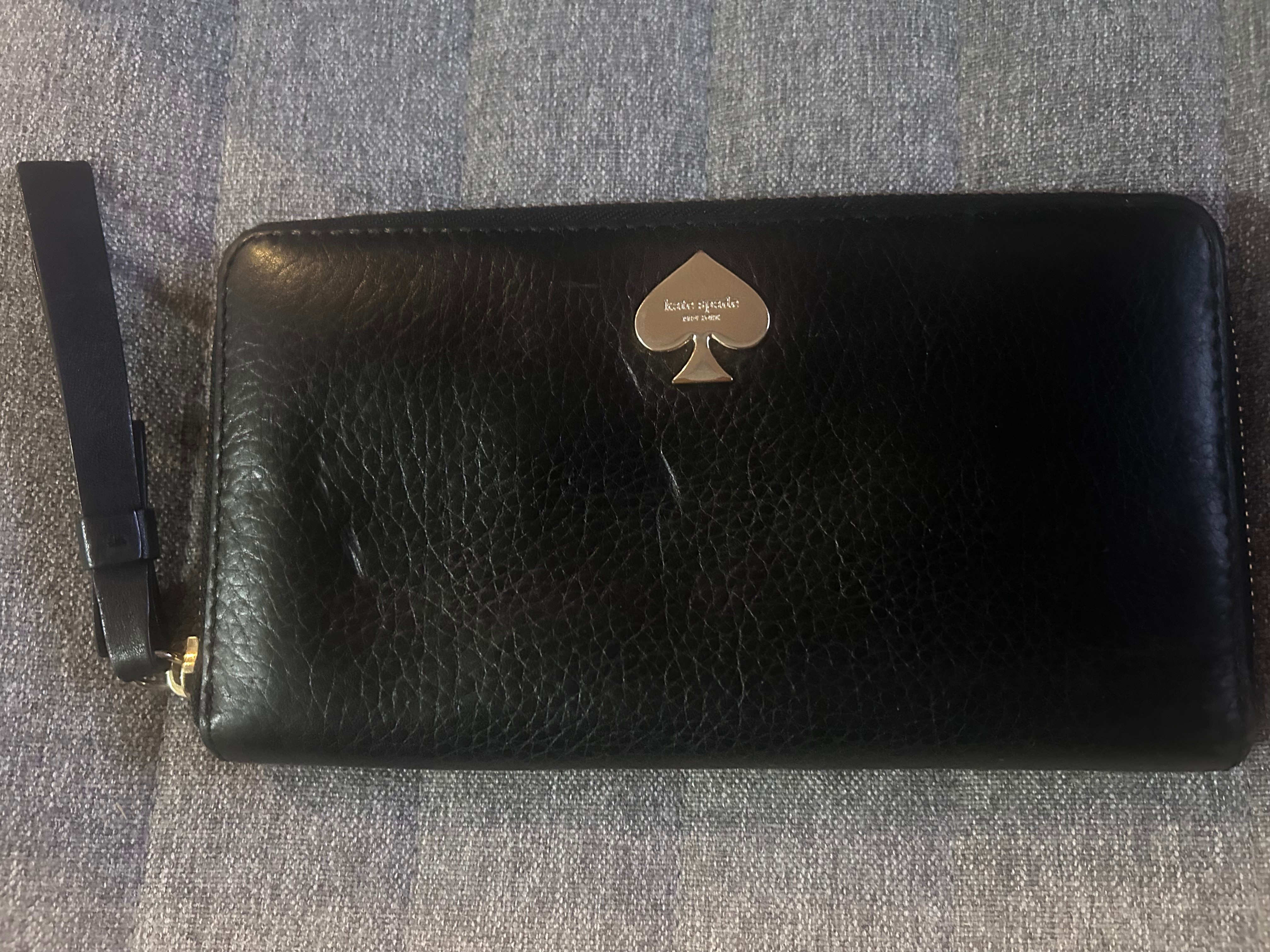 KATE SPADE Black Pebbled Leather Continental Zip-Around Wallet - photo 4