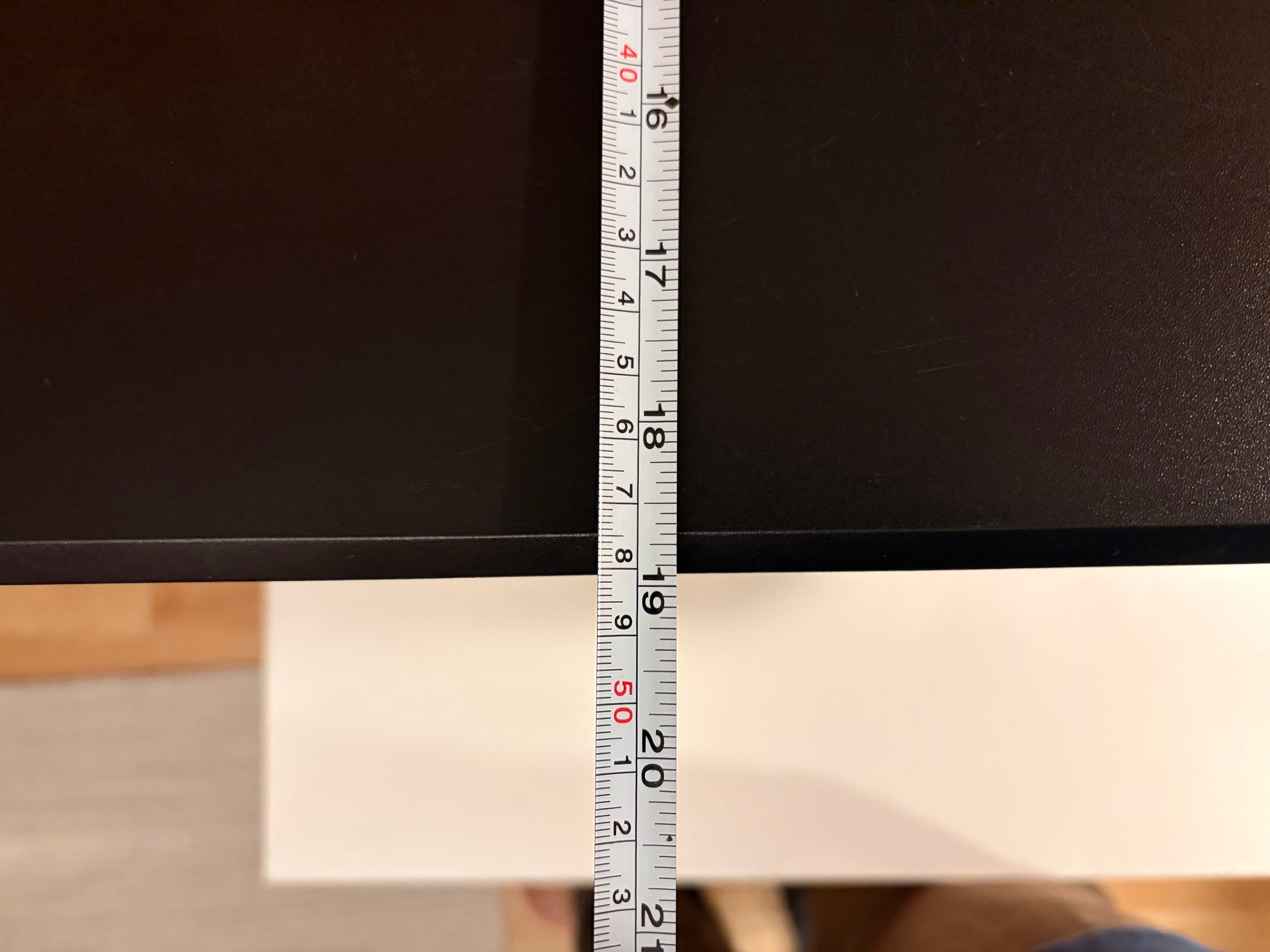 Height-Adjustable Standing Desk Converter - photo 4