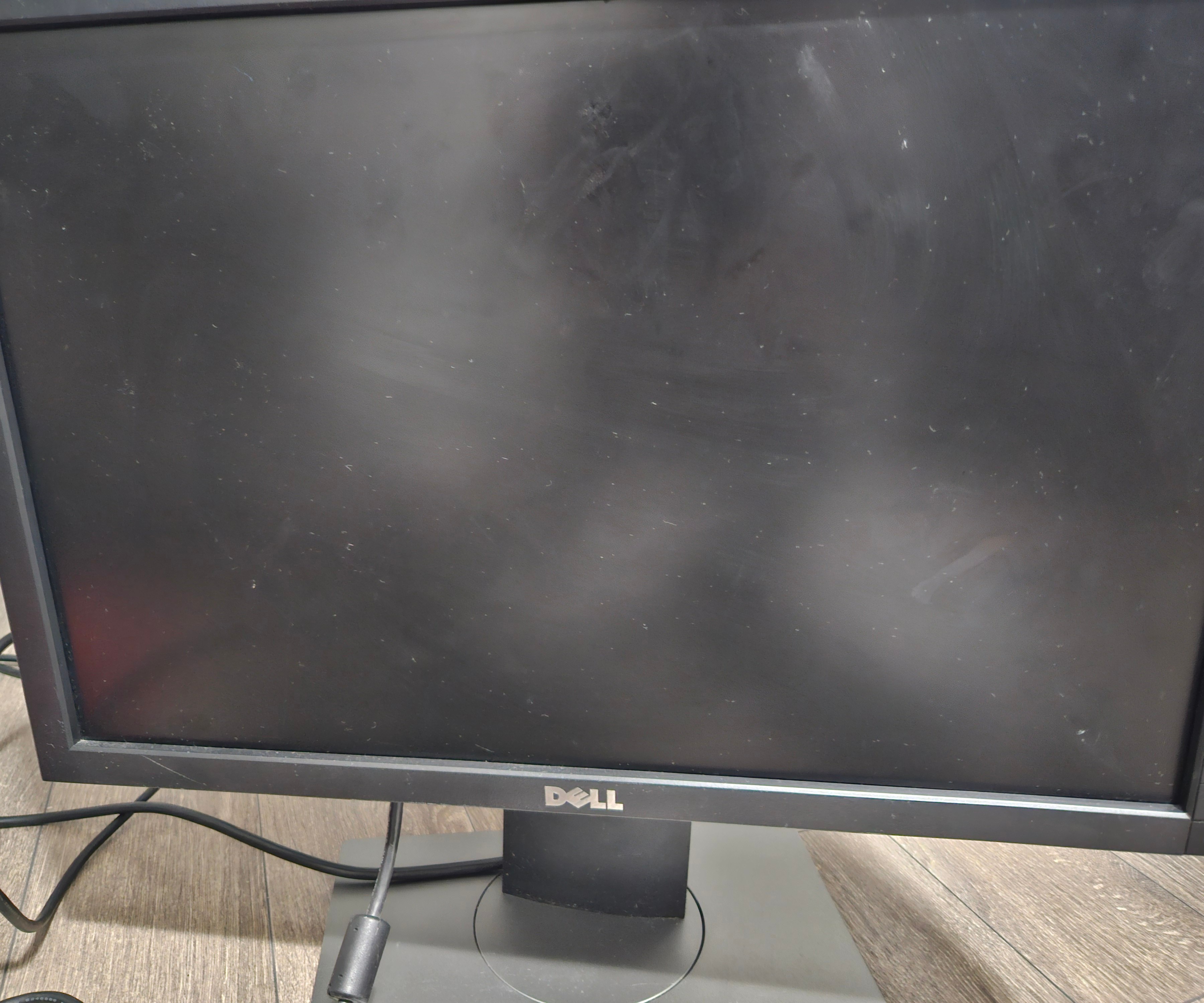 Office desktop and monitor - photo 5