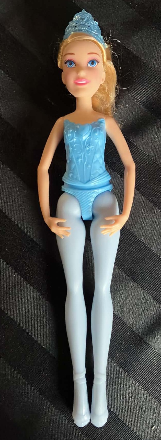 Disney Princess Cinderella Doll Ballerina Elegant